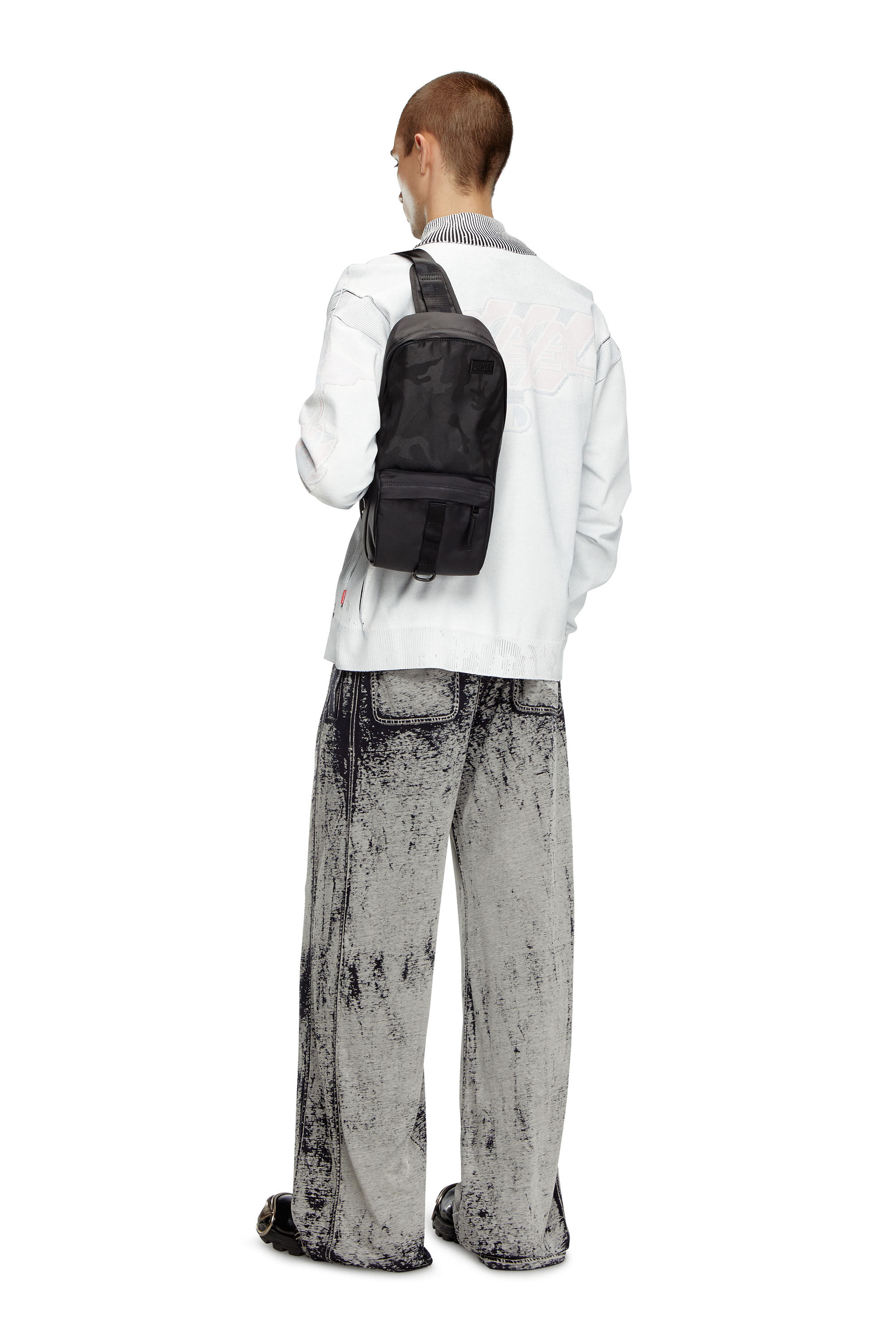 Men's Dsrt-Utility sling bag in printed nylon | Black | Diesel