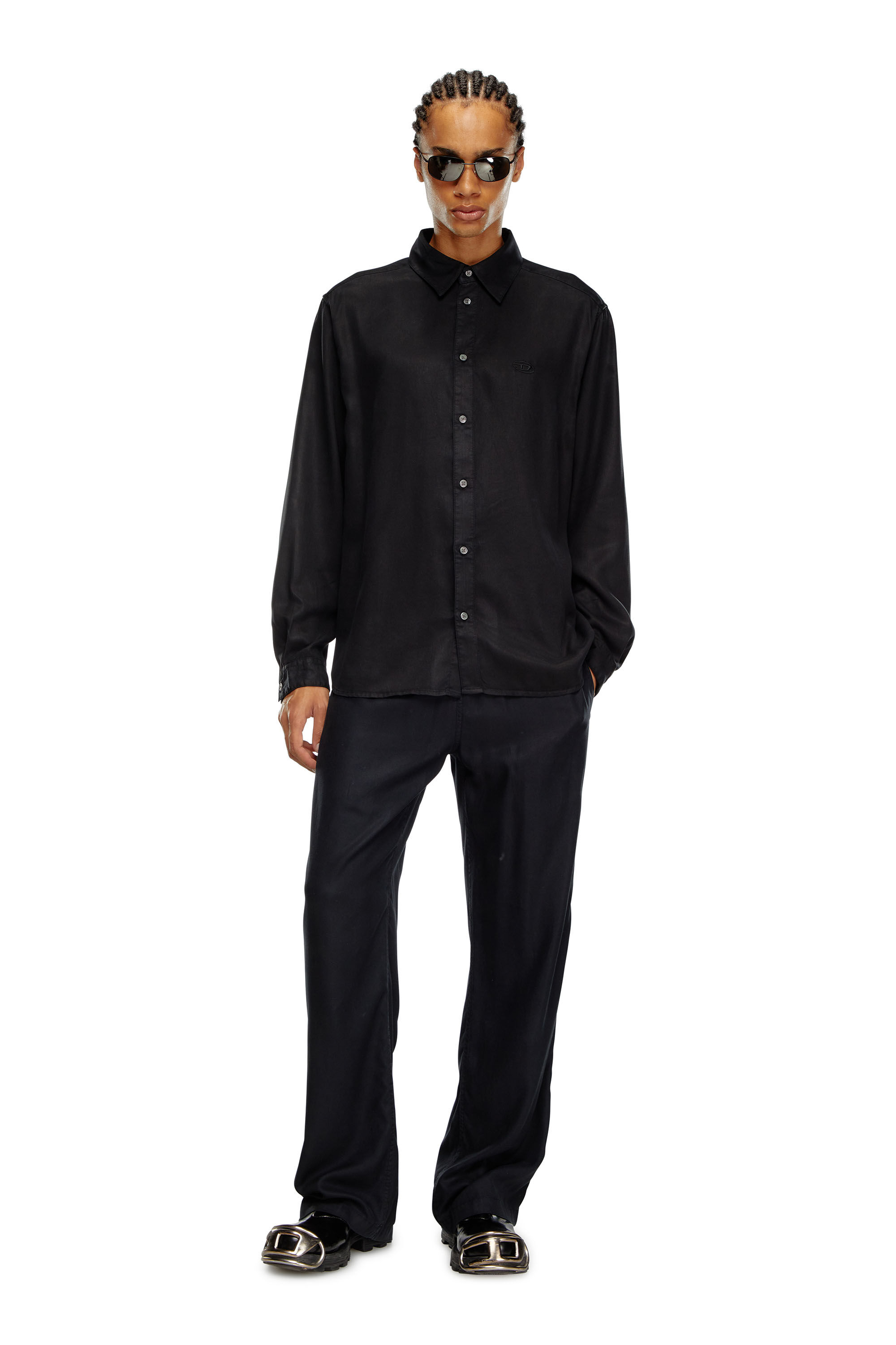 Ameri（アメリ）の「FAKE LEATHER EMBROIDERY SHIRT（シャツ