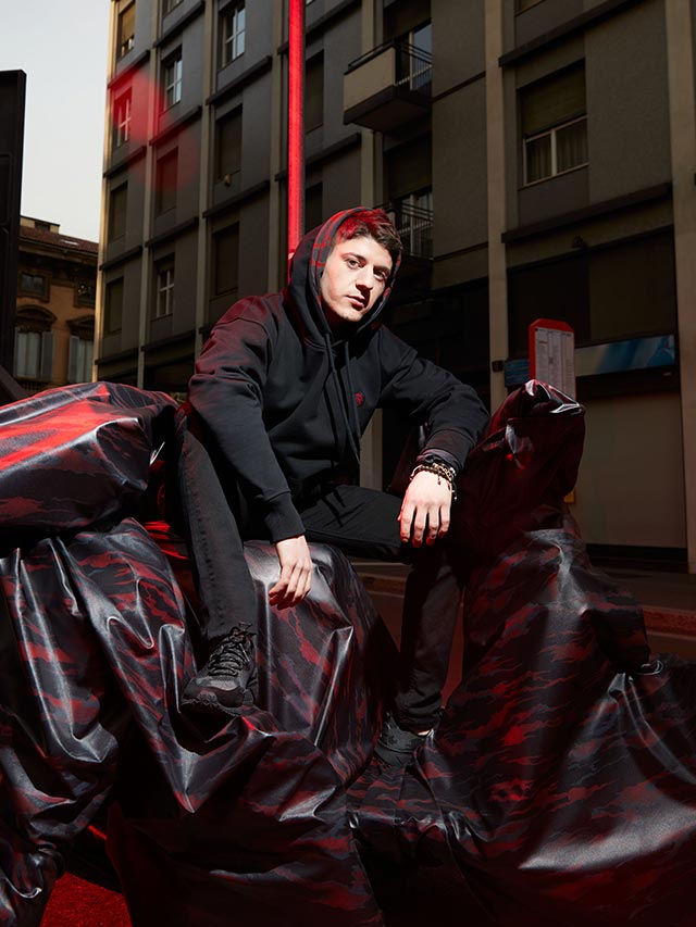 DIESEL X AC MILAN SPECIAL COLLECTION DIESEL X AC MILAN SPECIAL COLLECTION