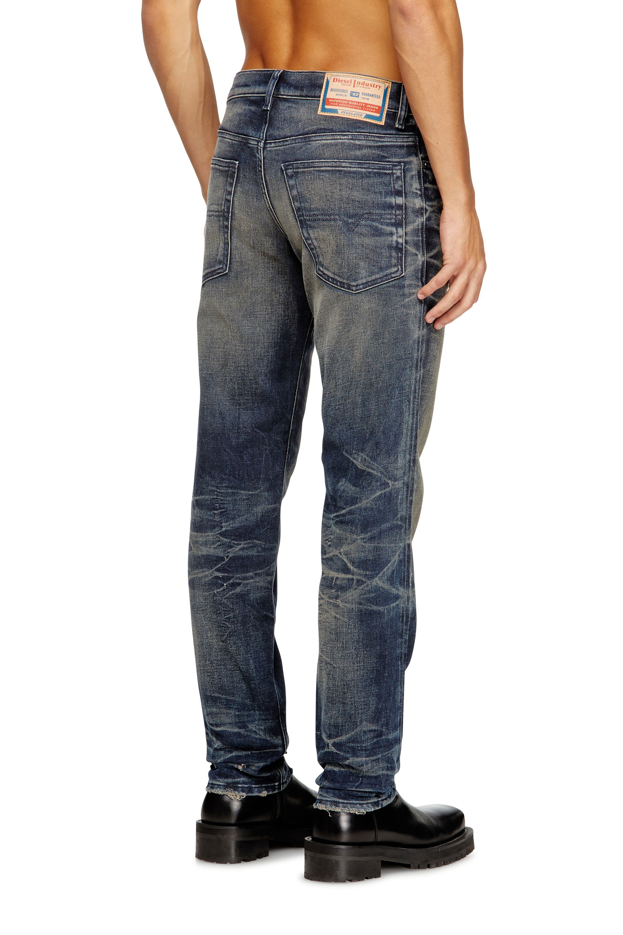 Diesel - Regular Jeans 2023 D-Finitive 09M46 Hombre, Azul Oscuro - 4