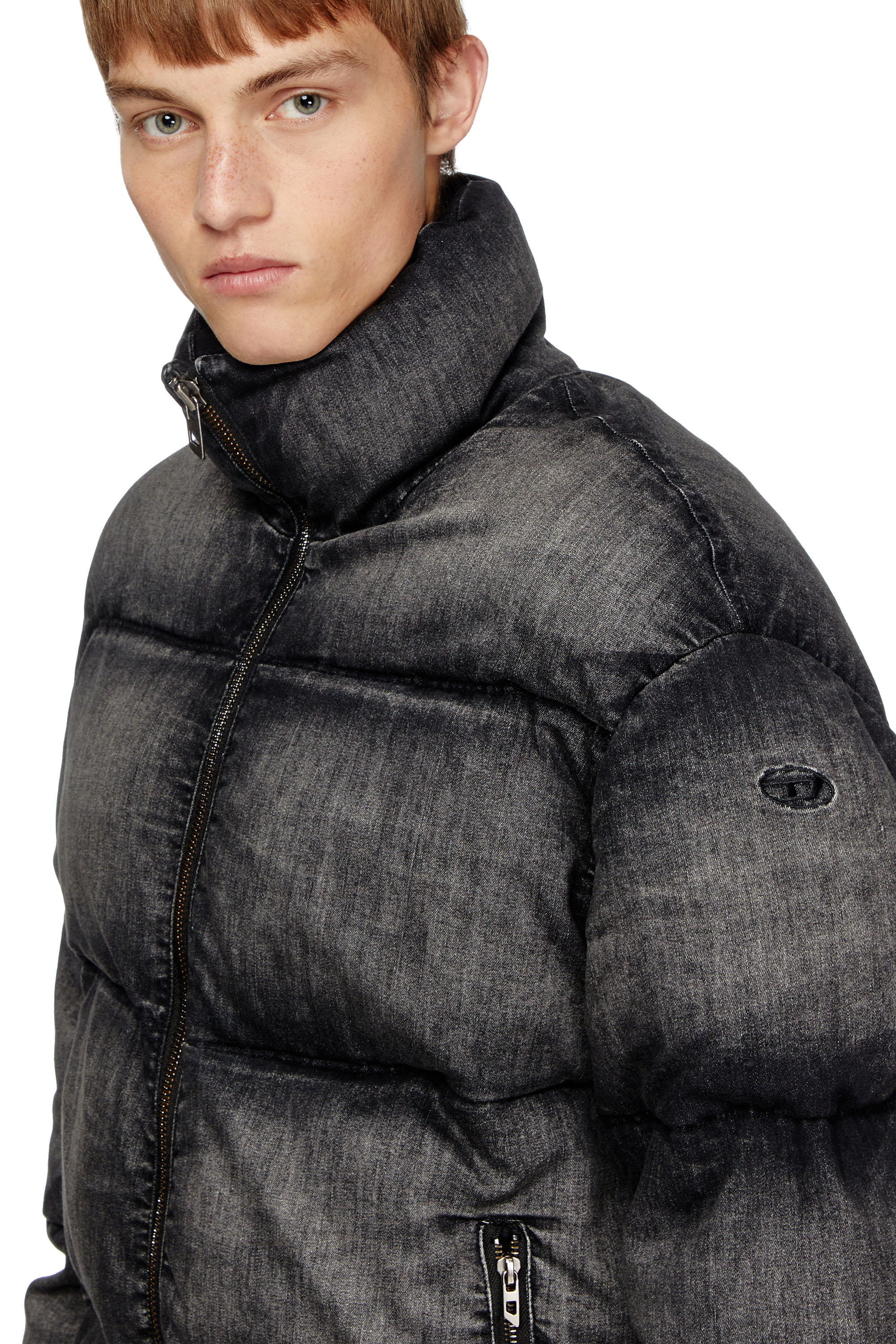 Diesel - W-MONS-A, Chaqueta puffer en denim desteñido Unisex in Negro - 4