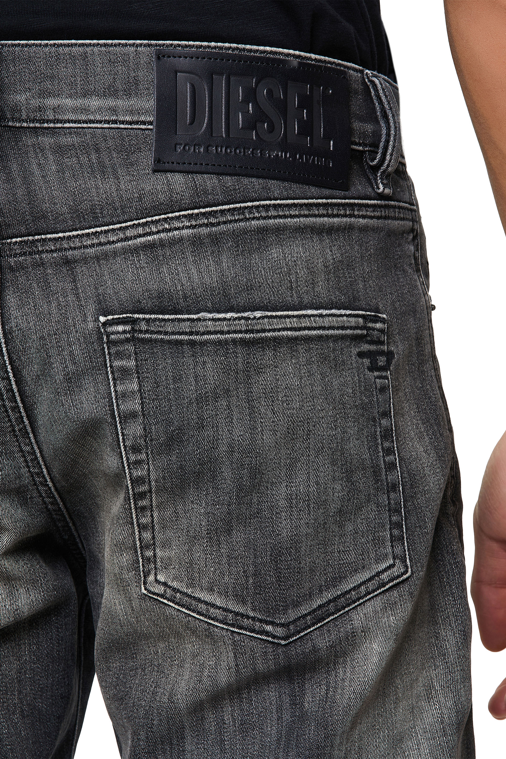 Diesel - D-Strukt Slim JoggJeans® 09B54, Black/Dark Grey - Image 4