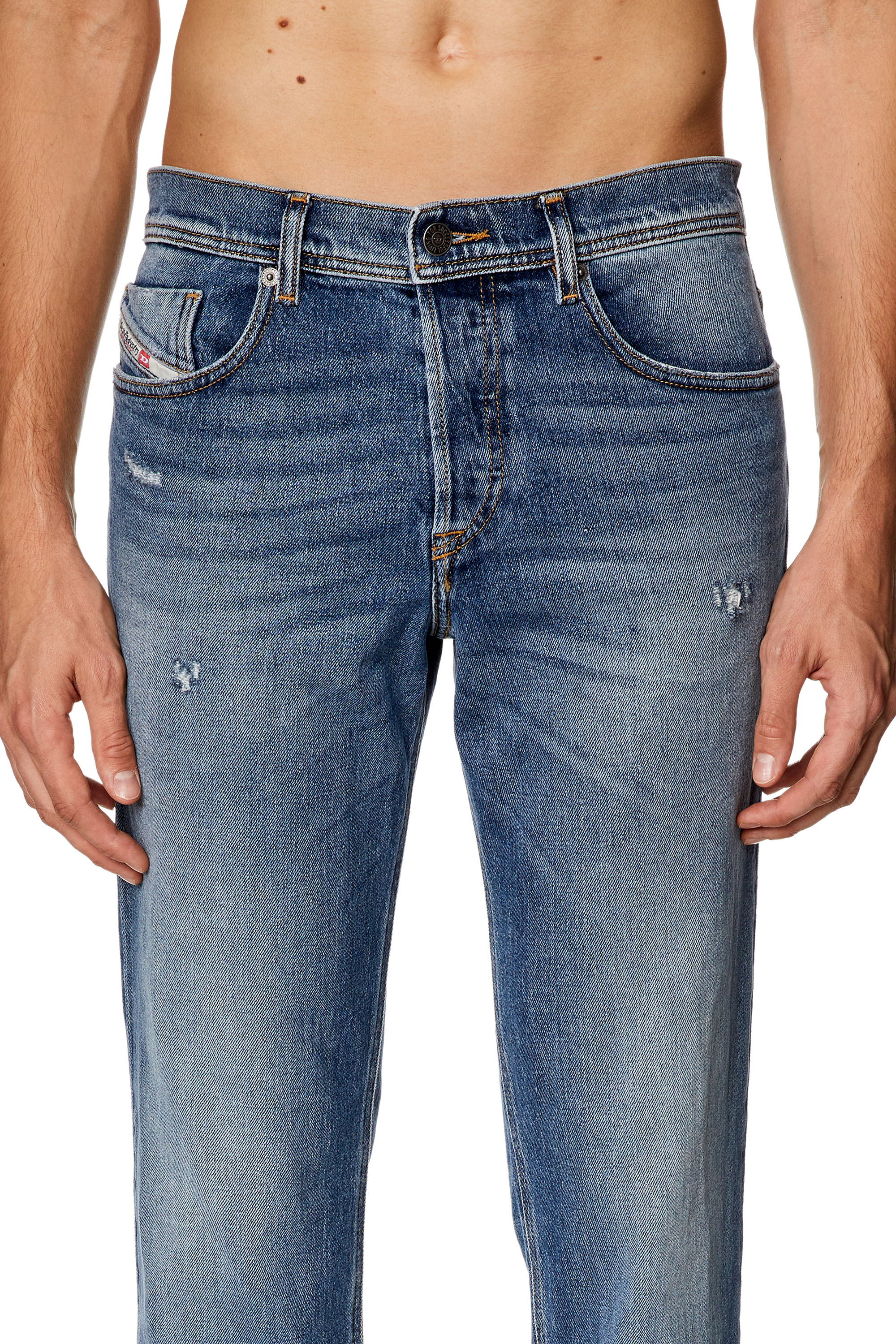 Diesel - Tapered Jeans 2023 D-Finitive 09I16, Azul medio - Image 3