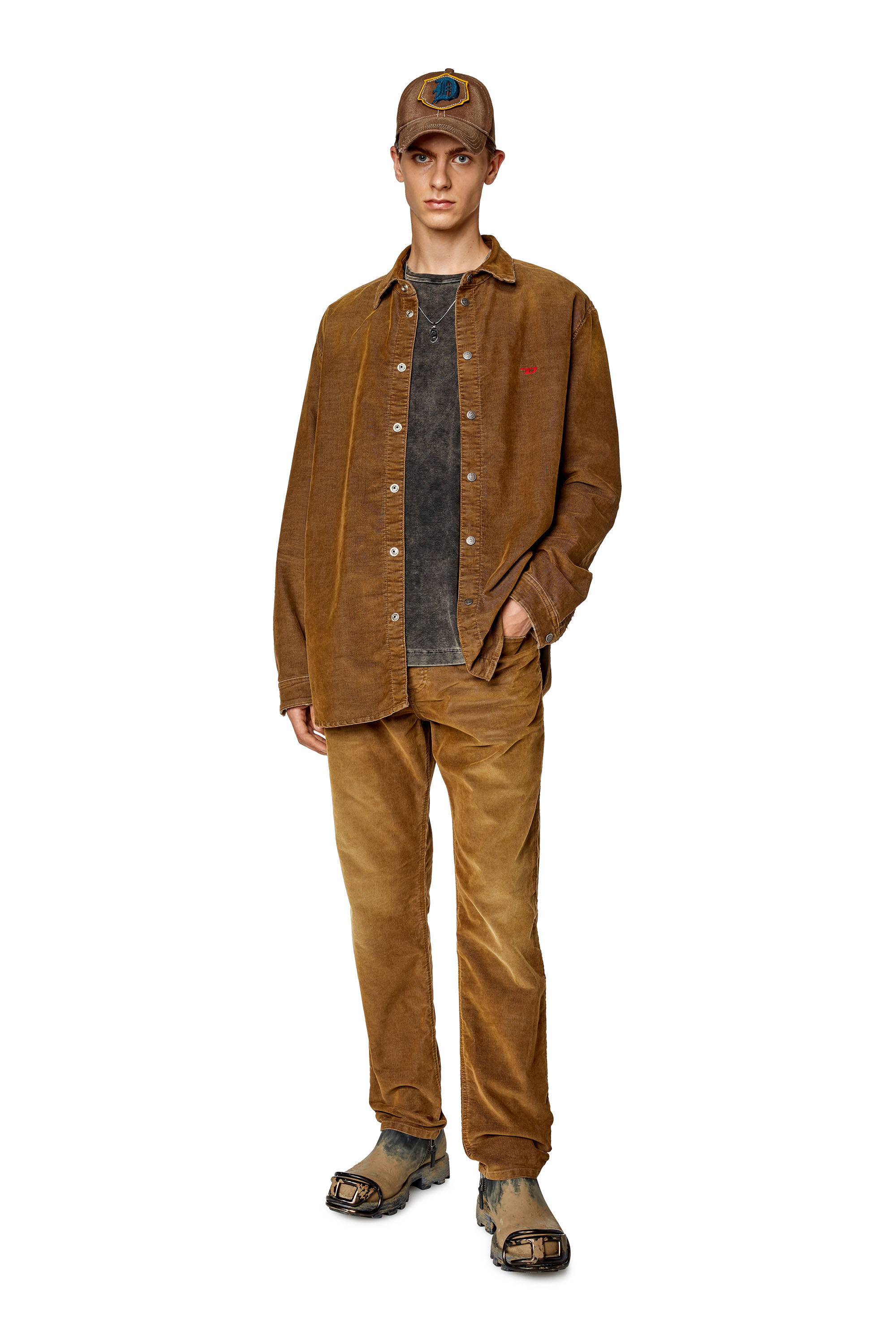 Diesel - Tapered Jeans 2023 D-Finitive 003GJ, Marrón - Image 3
