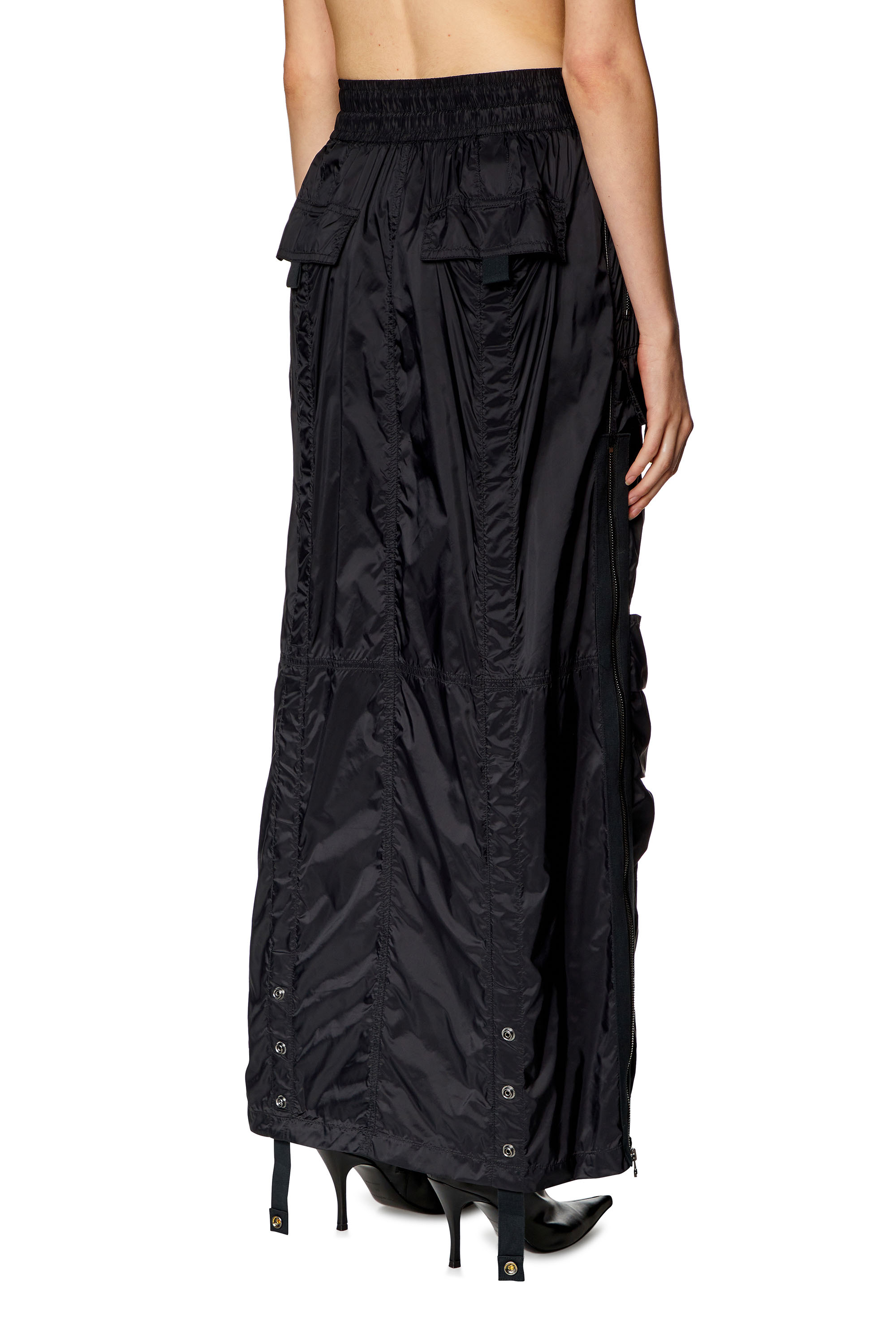 Diesel - O-CREP, Woman's Long skirt with cargo pockets in Black - 3