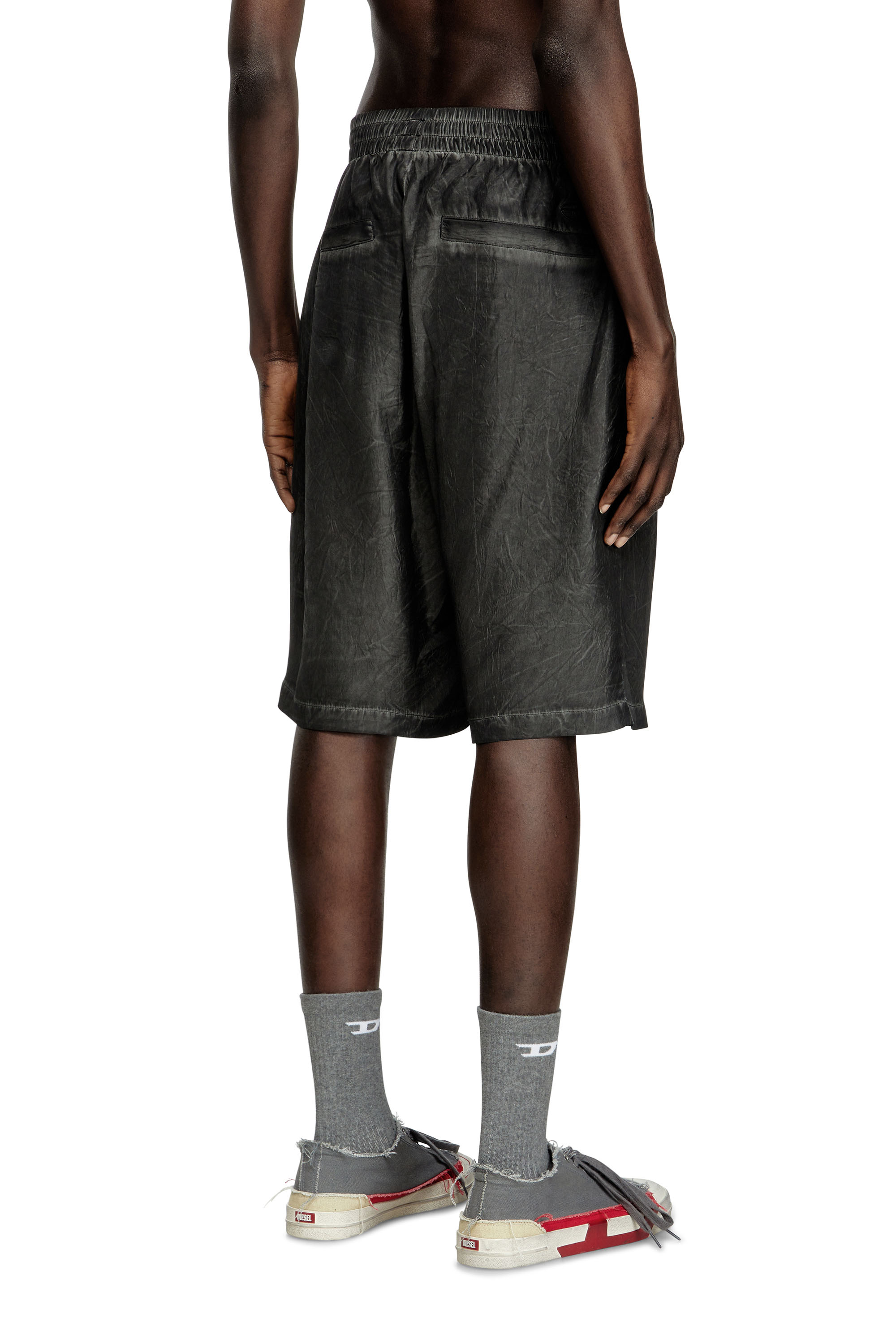 Diesel - P-LEON-SHORT, Unisex's Lightweight shorts with crinkled fade in Black - 3