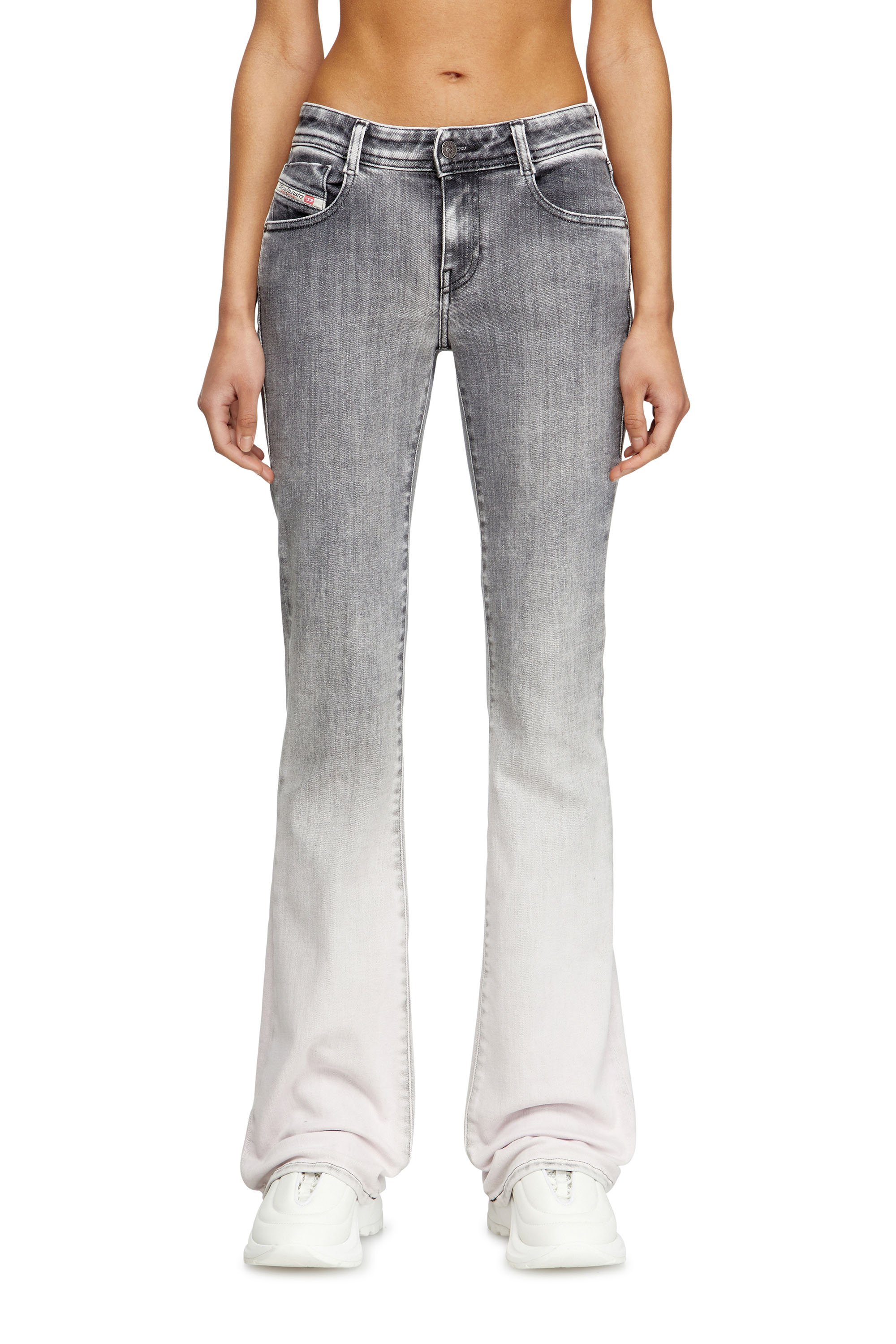 Diesel - Bootcut Jeans 1969 D-Ebbey 09K53 Mujer, Gris Claro - 2