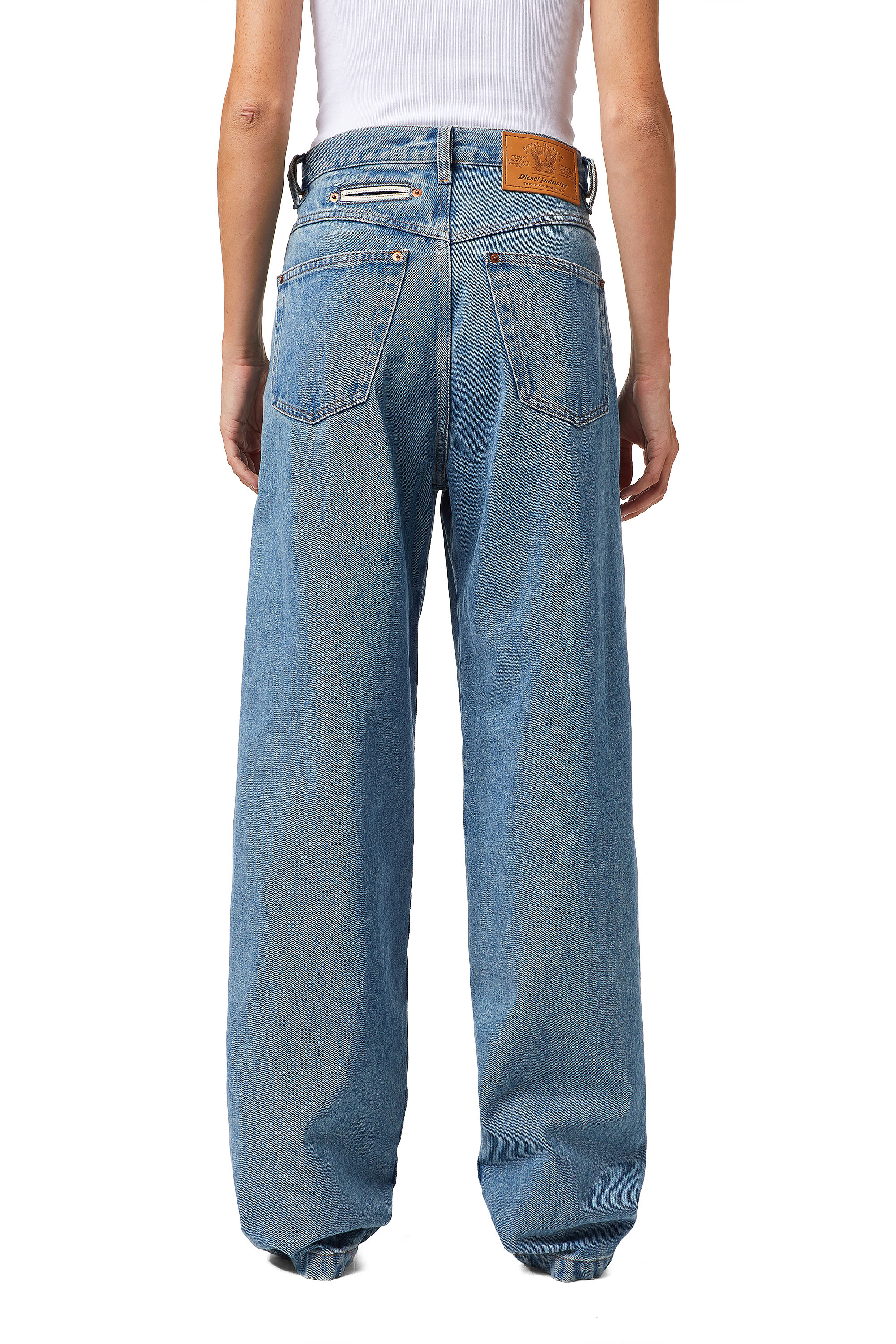Diesel - DXD-2P1 0EHAP Straight Jeans, Azul medio - Image 2