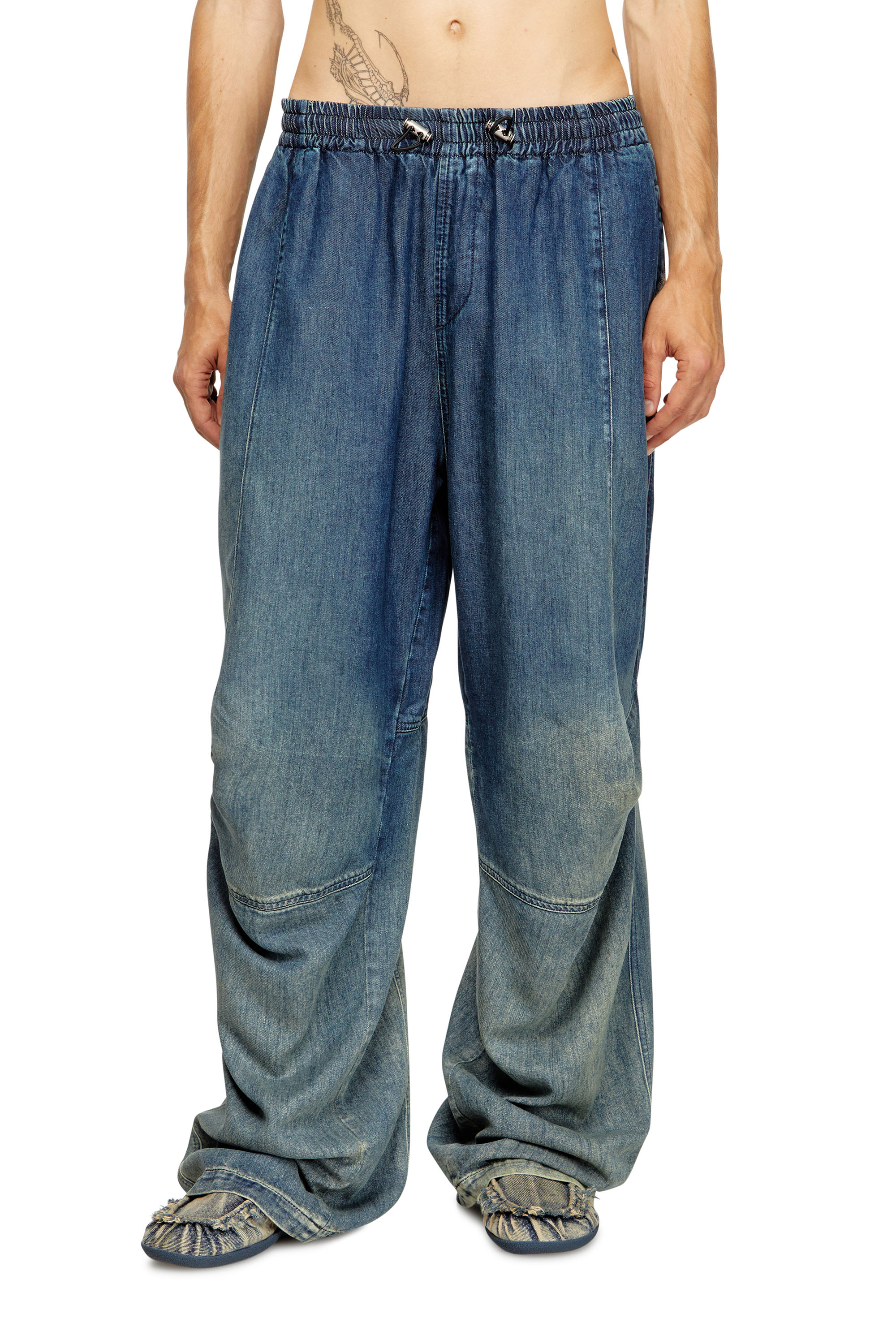 Diesel - Man's Relaxed Jeans D-Pari 068TC, Dark Blue - 2