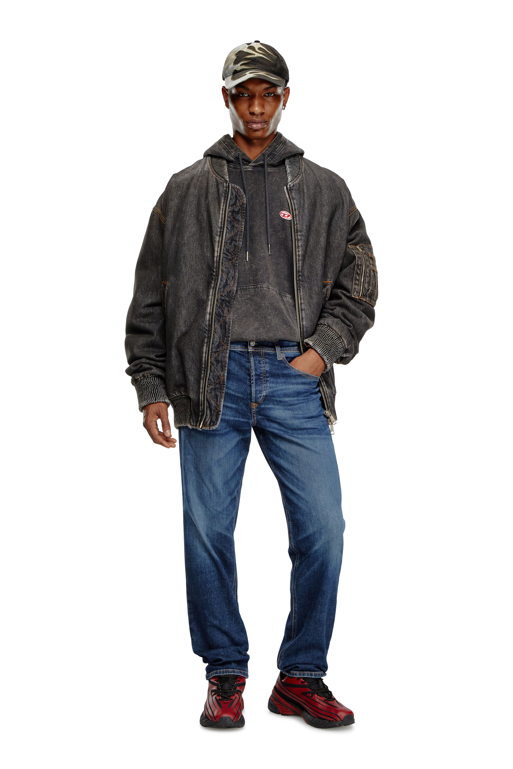Diesel - Tapered Jeans 2023 D-Finitive 09J47, Hombre Tapered Jeans - 2023 D-Finitive in Azul marino - Image 2