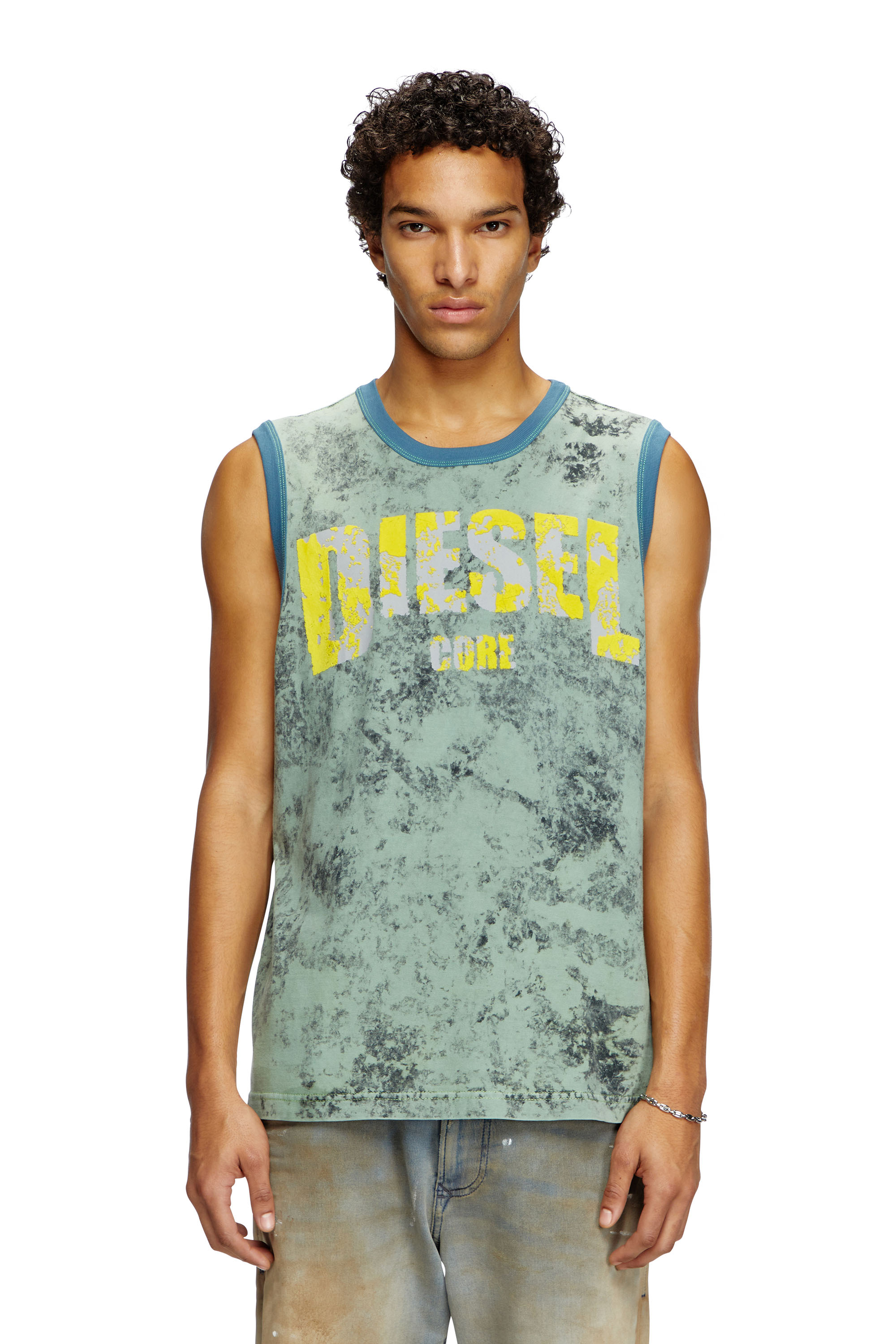 Diesel - T-BISCO-R1, Camiseta con tirantes tratada con logotipo Diesel Core Hombre in Verde - 1