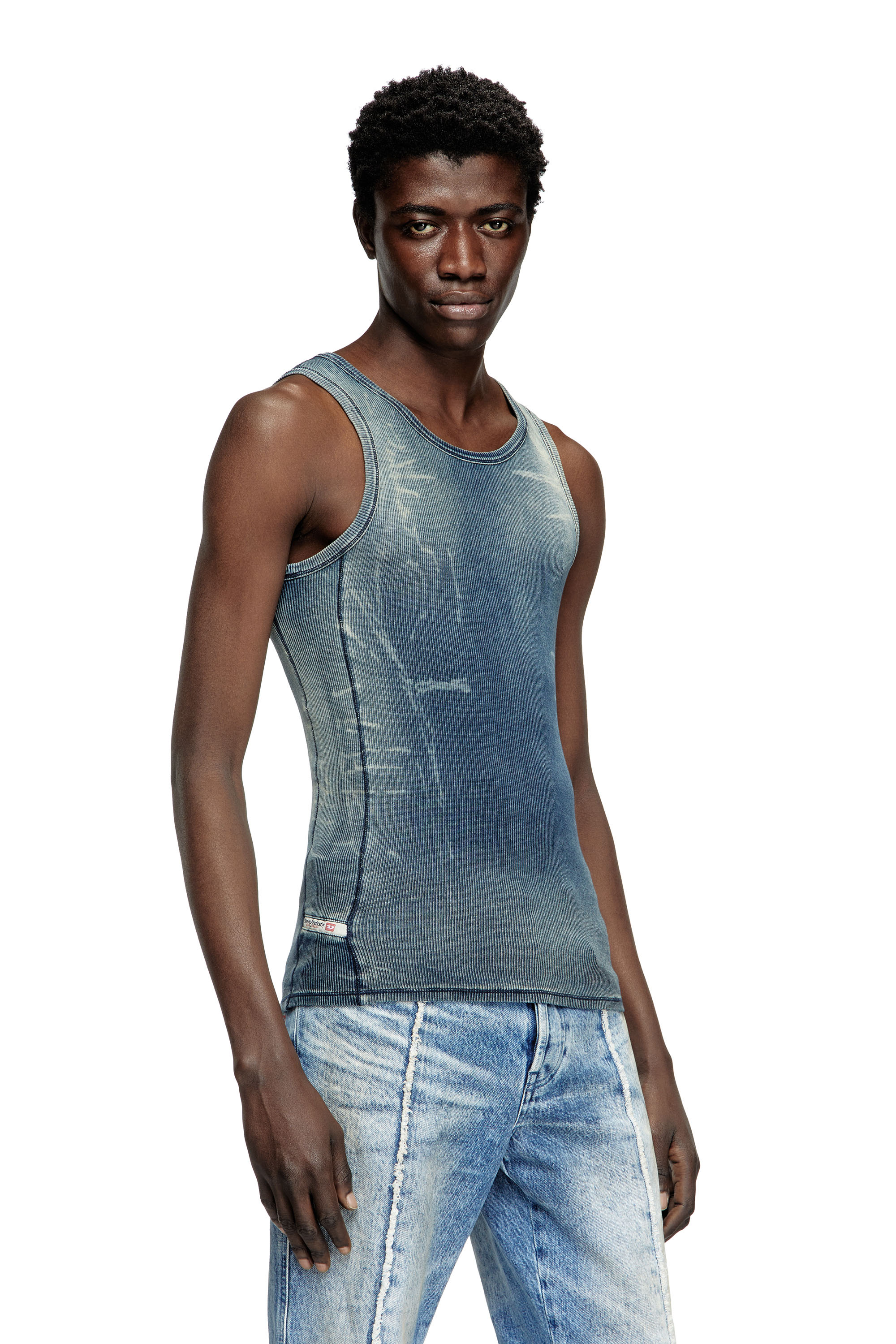 Diesel - T-GO, Camiseta de canalé con efecto trampantojo en denim Unisex in Azul marino - 1