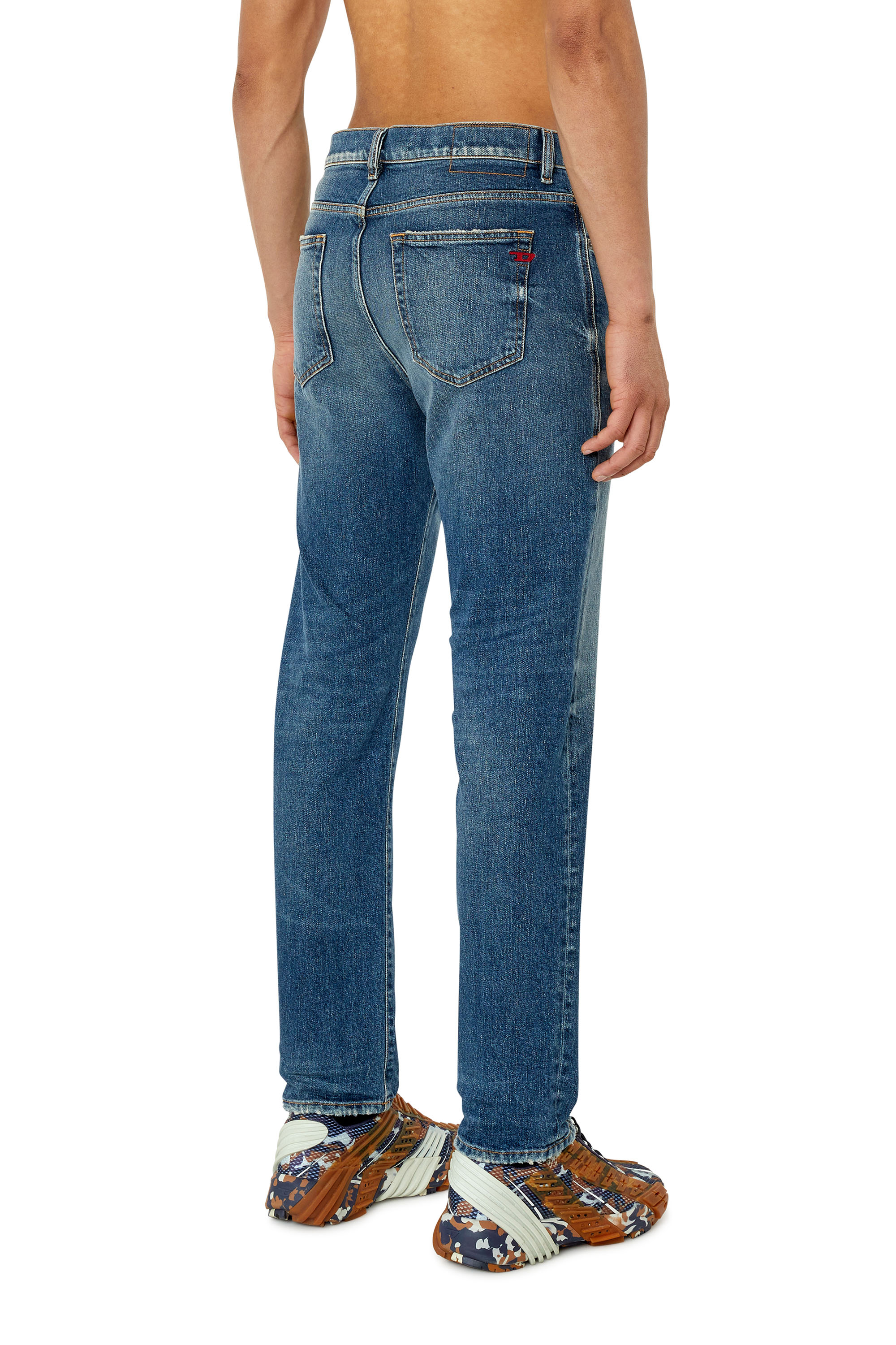 Diesel - Straight Jeans 2020 D-Viker 007L1, Azul medio - Image 4