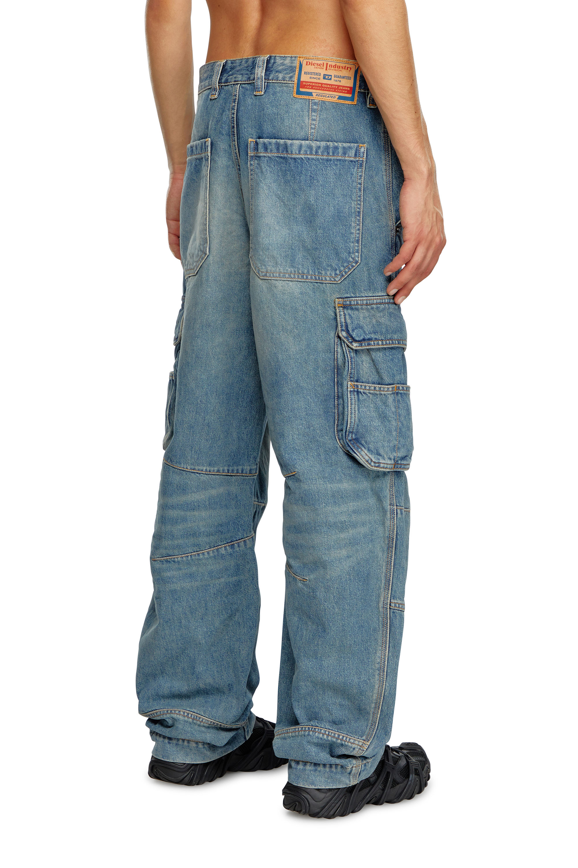 Diesel - Straight Jeans D-Fish 09J83, Hombre Straight Jeans - D-Fish in Azul marino - Image 3