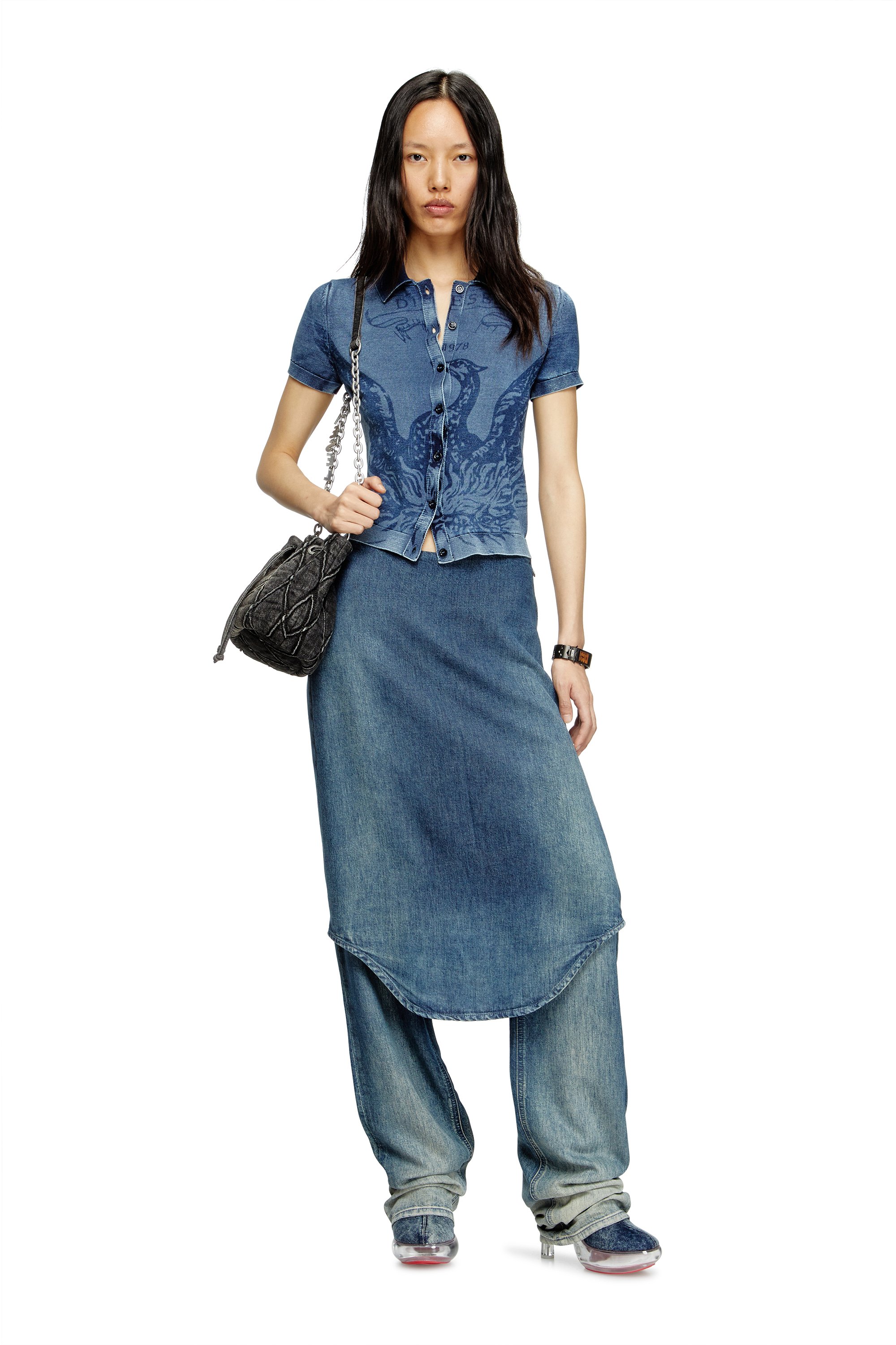 Diesel - CHARM-D BUCKET S, Charm-D S-Bolso mini tipo cubo en denim acolchado tratado Mujer in Negro - 2