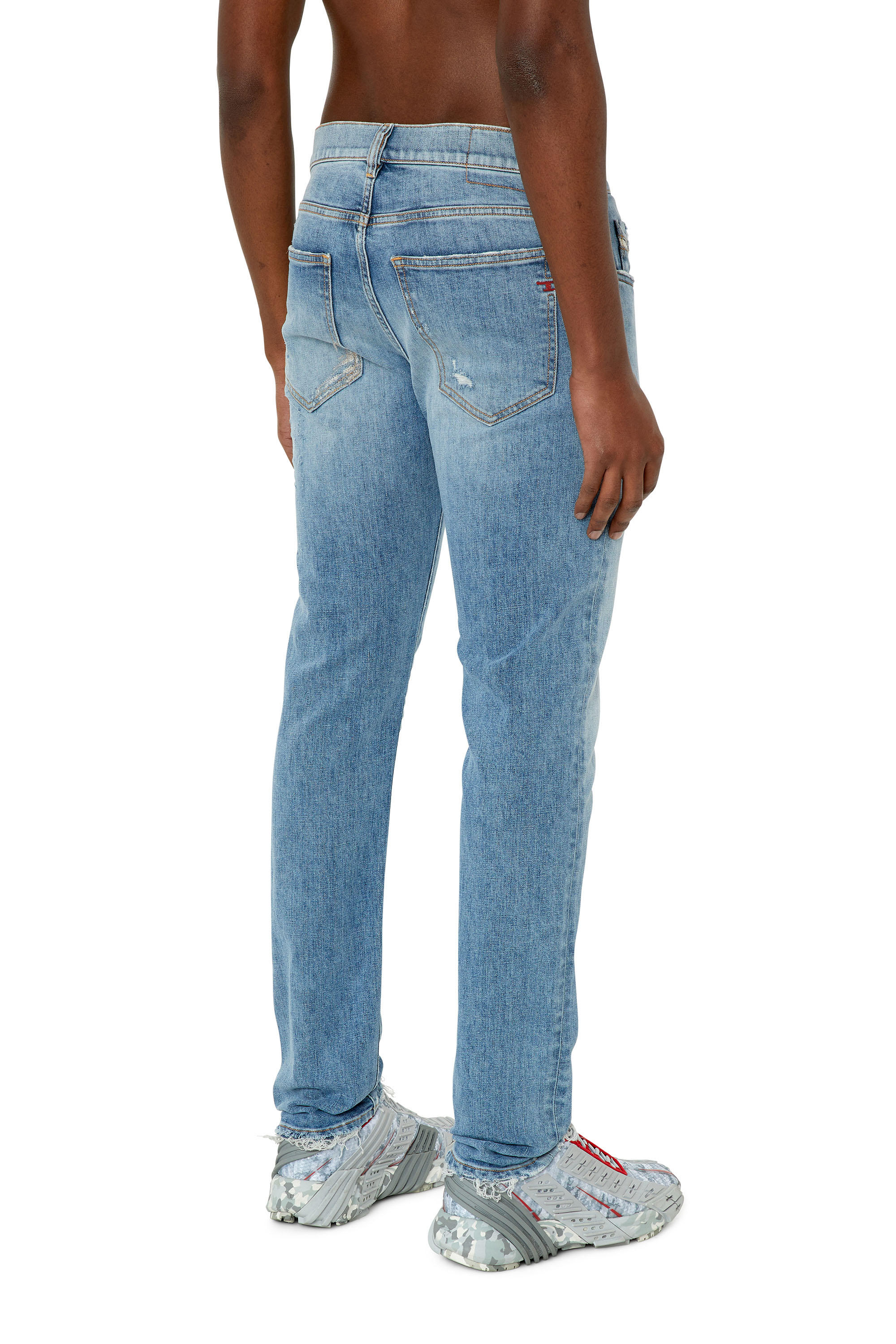 Diesel - Slim Jeans 2019 D-Strukt 09E73, Azul Claro - Image 4
