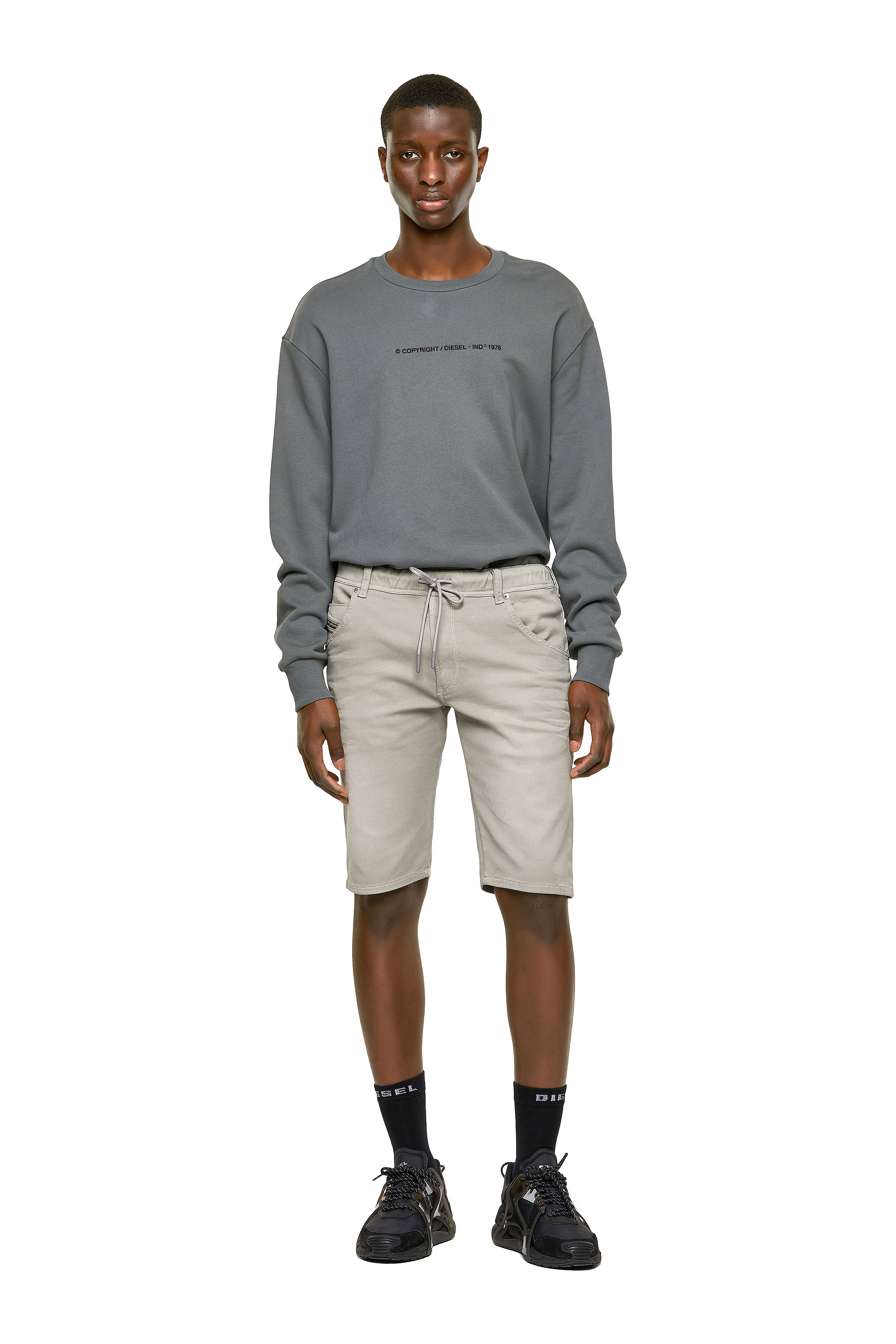 D-KROOSHORT JOGGJEANS Men: Slim shorts in dyed JoggJeans | Diesel
