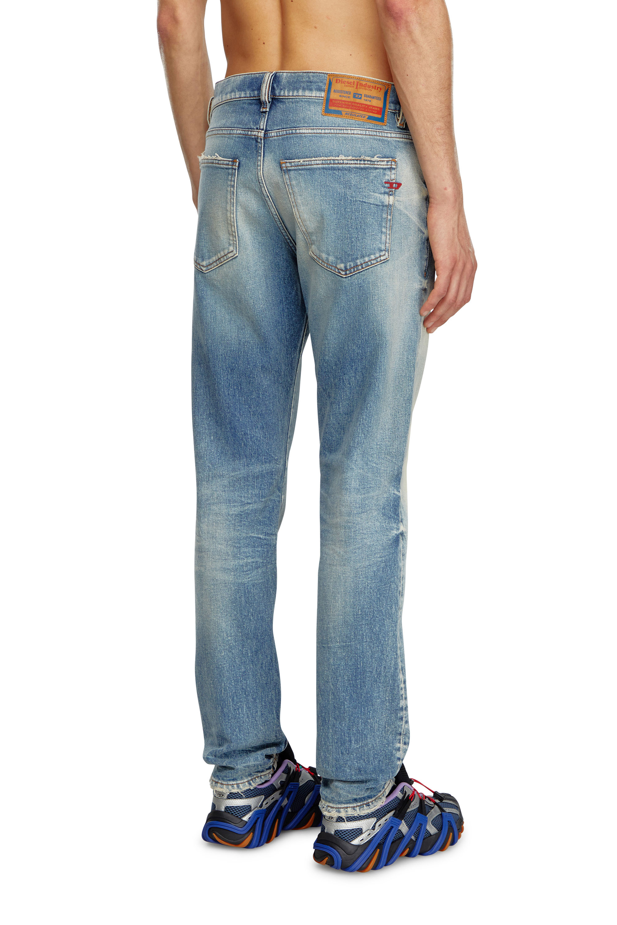 Diesel - Slim Jeans 2019 D-Strukt 007V8, Hombre Slim Jeans - 2019 D-Strukt in Azul marino - Image 4