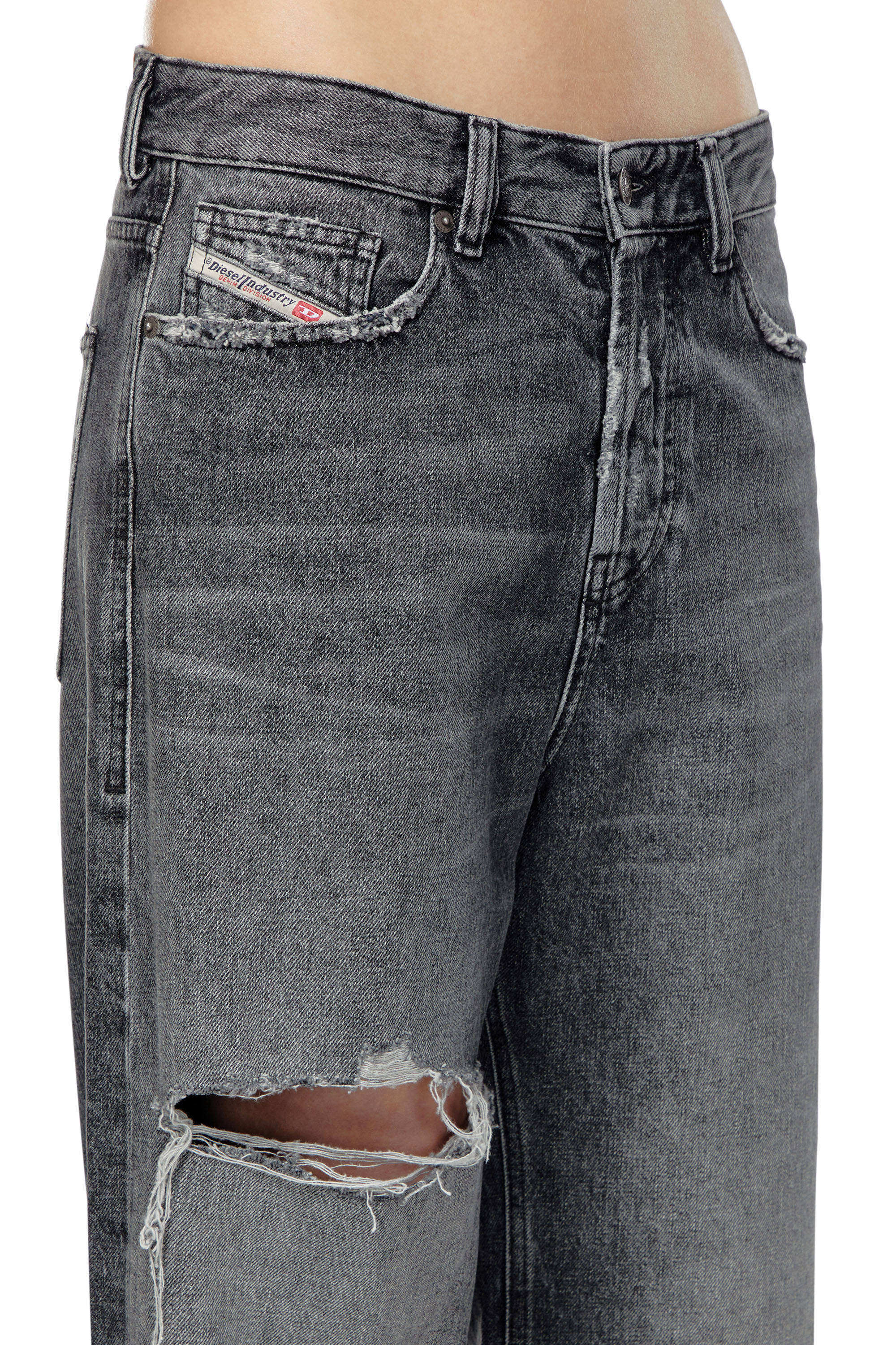 Diesel - Straight Jeans 1996 D-Sire 007X4, Mujer Straight Jeans - 1996 D-Sire in Negro - Image 4
