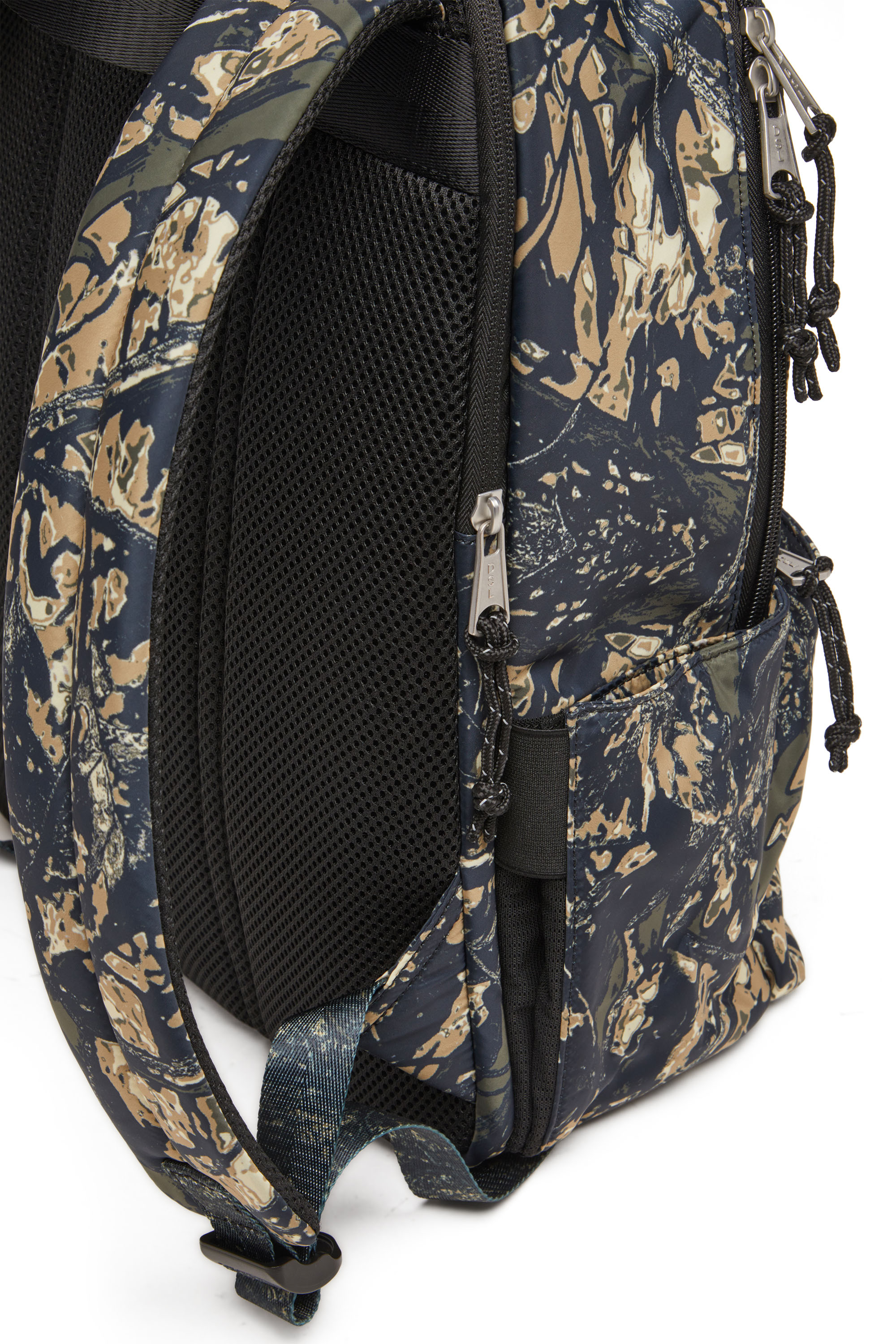 Diesel - D-PACK BACKPACK X, D-Pack-Mochila de tejido con estampado de camuflaje Hombre in Verde - 5