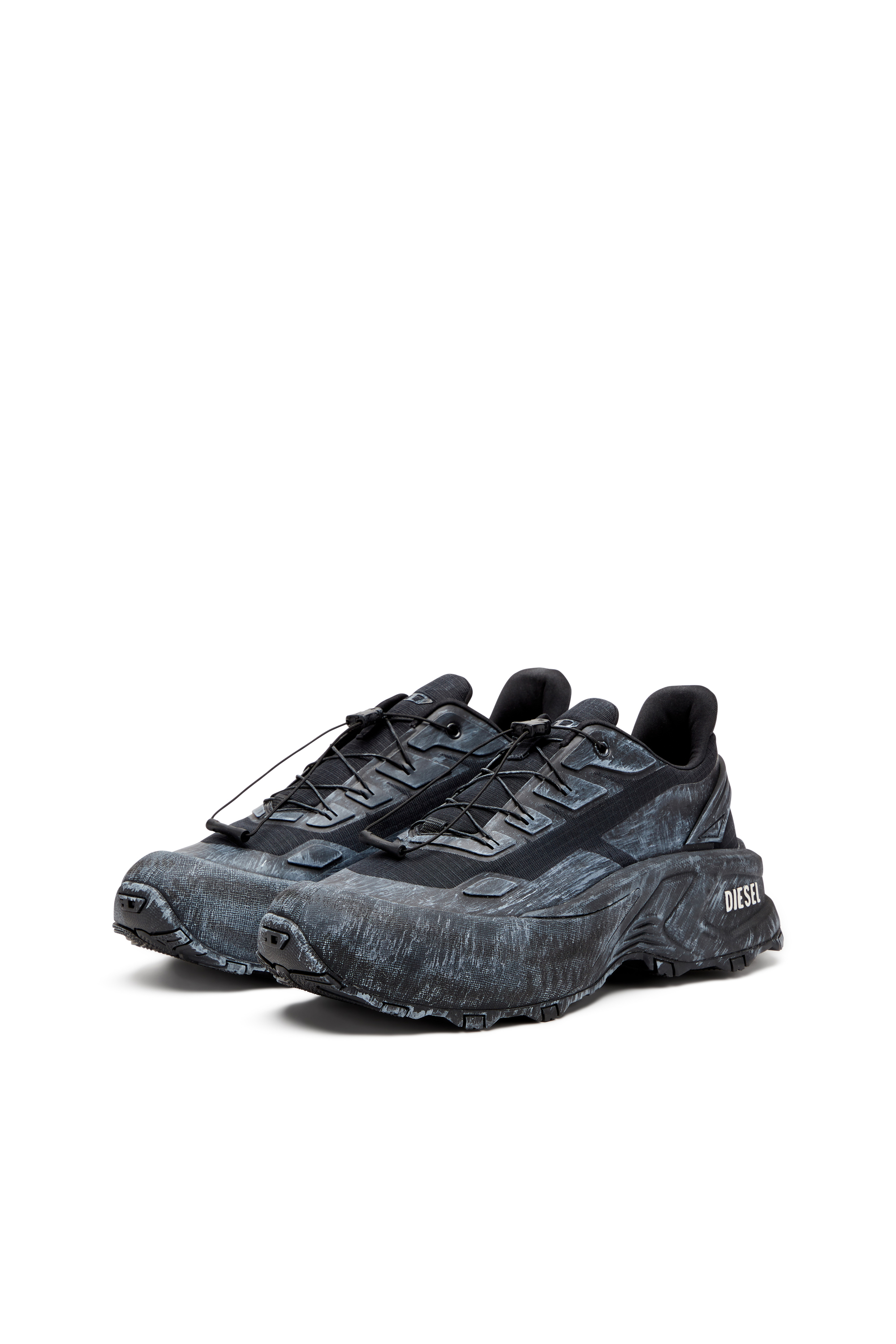 D-CAGE RUNNER