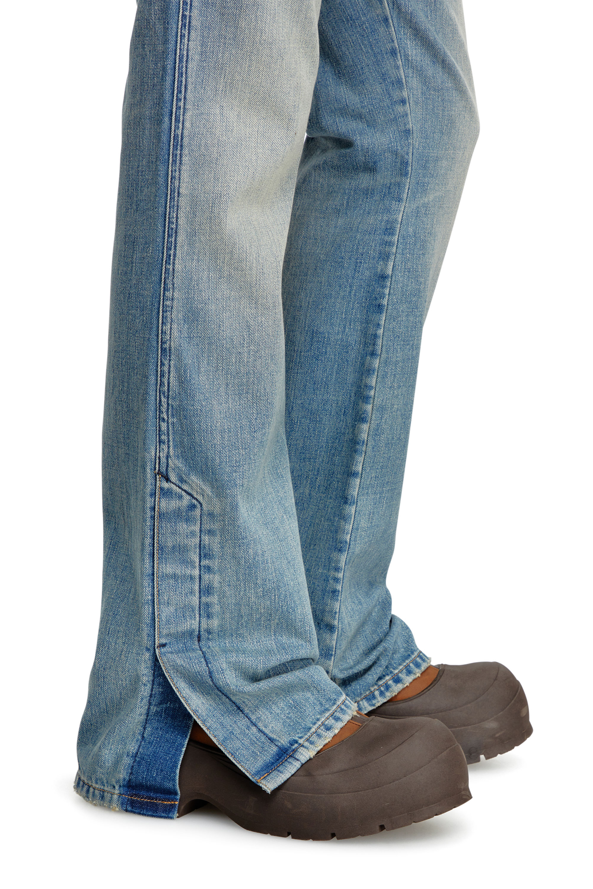 Diesel - Bootcut Jeans D-Backler 0GRDN, Hombre Bootcut Jeans - D-Backler in Azul marino - Image 4