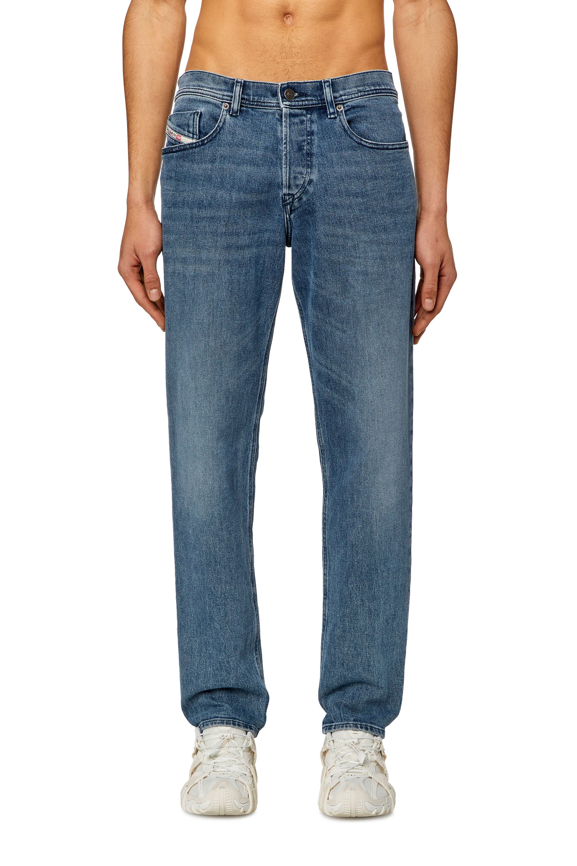 Diesel - Tapered Jeans 2023 D-Finitive 09H30, Azul medio - Image 1