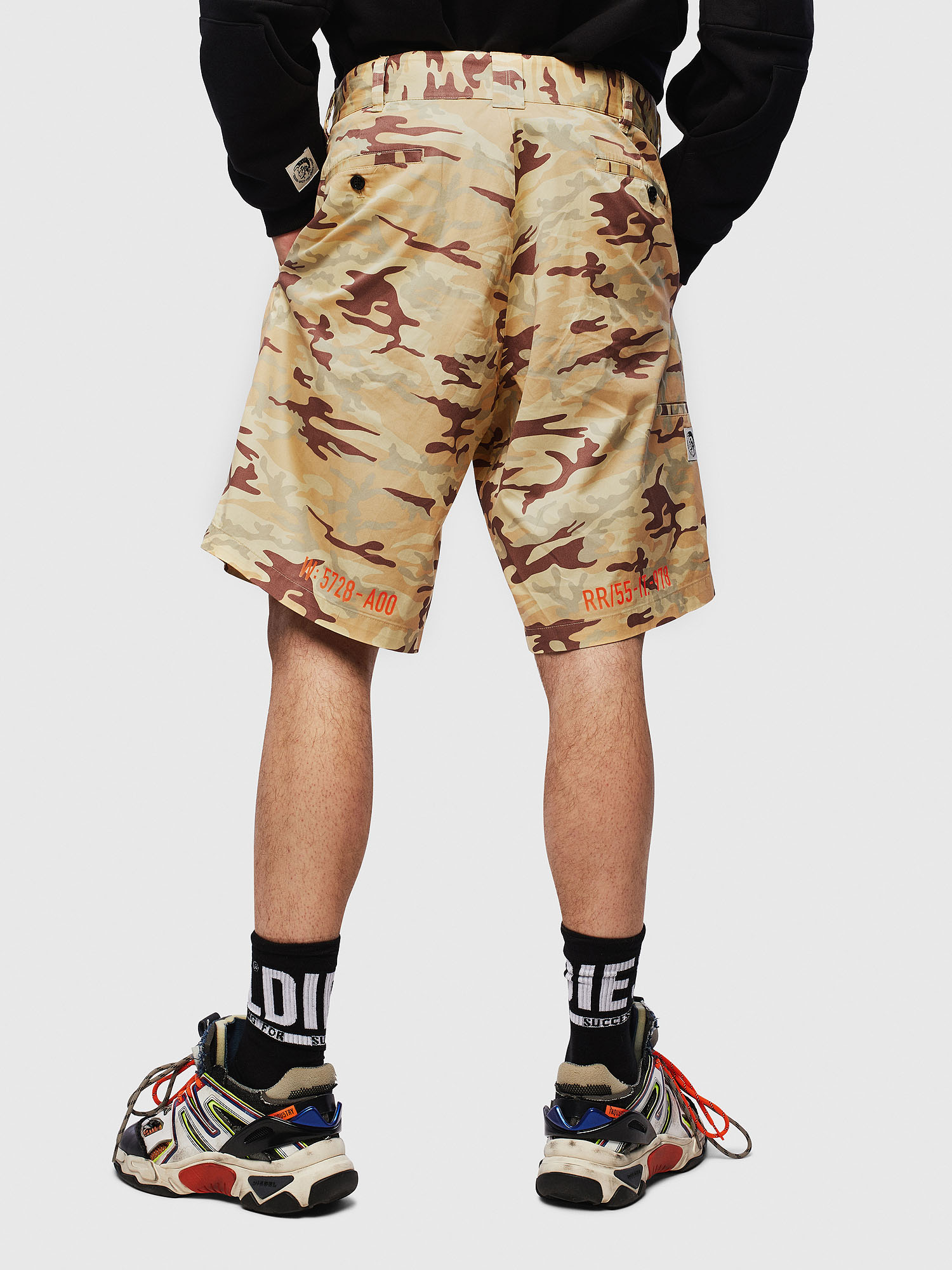 Diesel store camo shorts