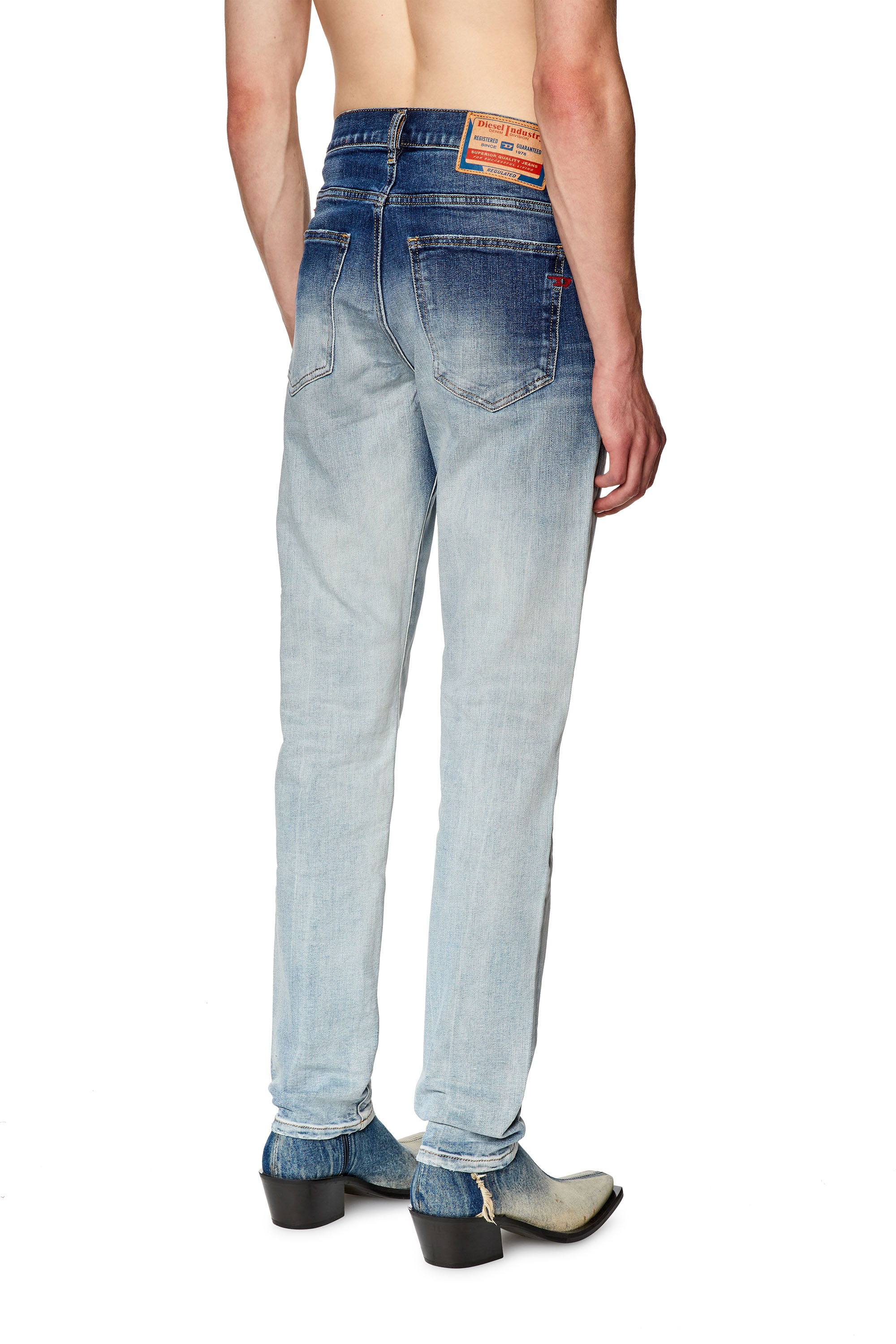 Diesel - Slim Jeans 2019 D-Strukt 09G28, Azul medio - Image 3