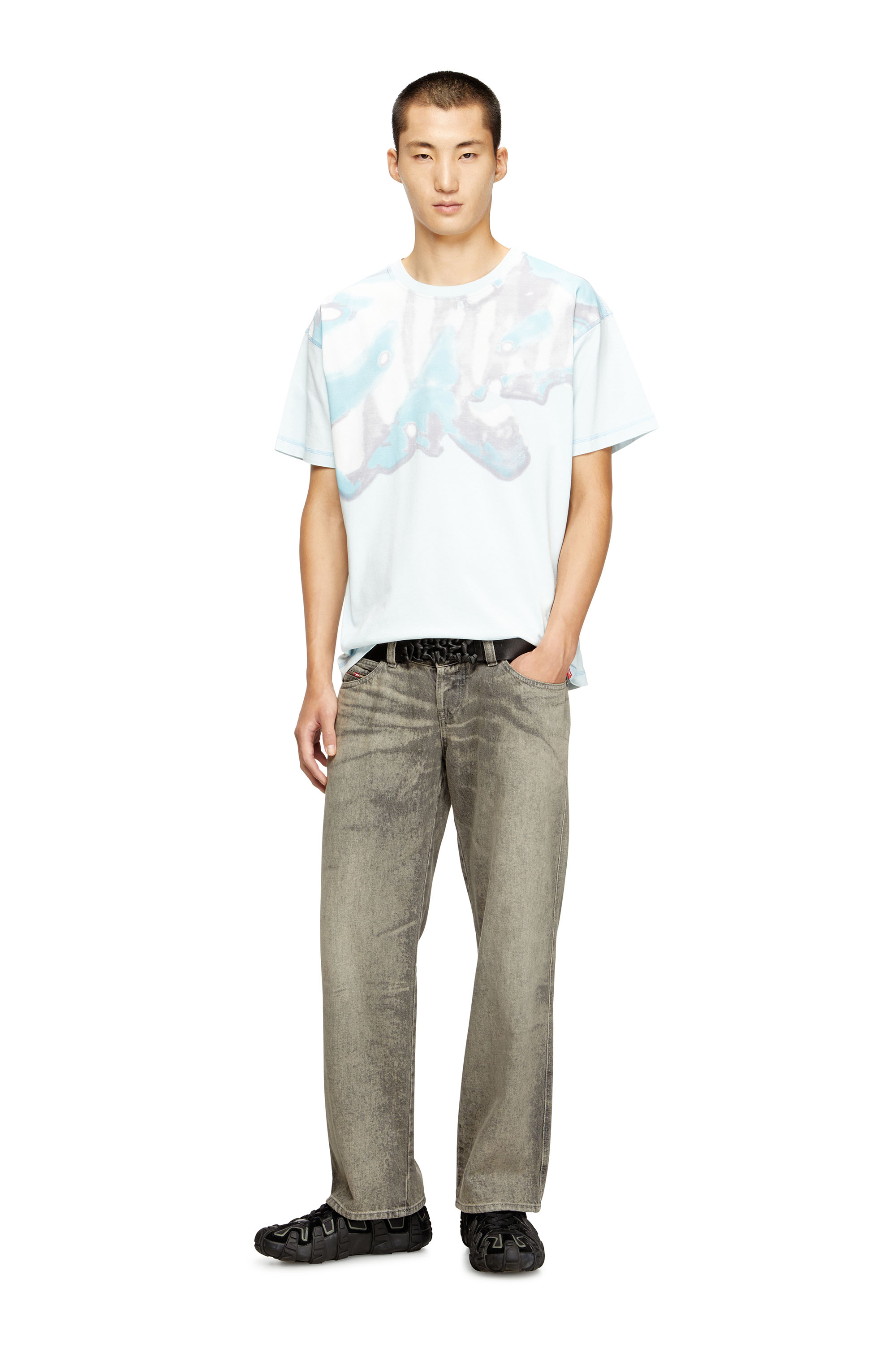 Diesel - T-GASPARD-IHBJ, Camiseta con estampado gráfico desteñido Hombre in Azul marino - 2