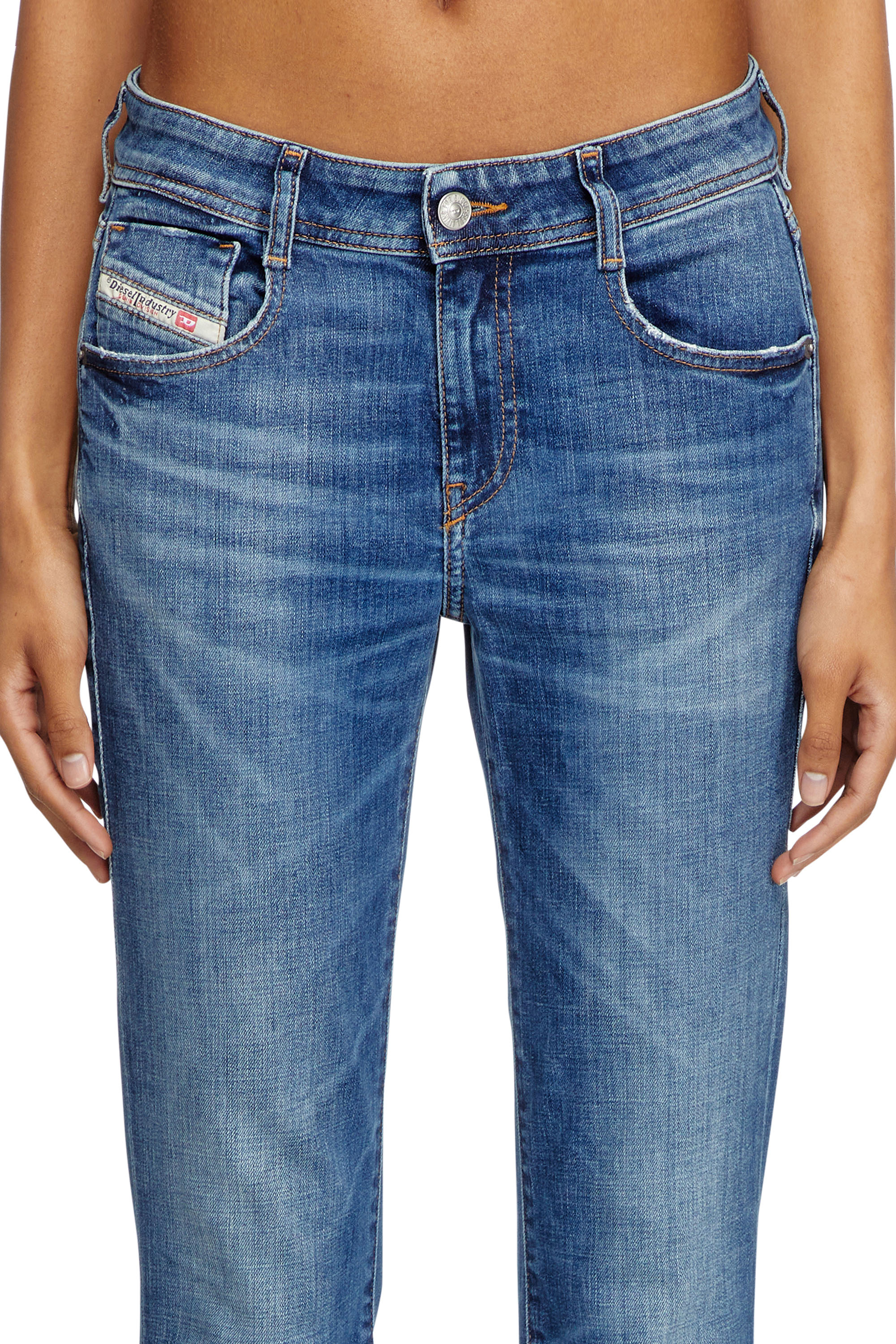 Diesel - Bootcut Jeans 1969 D-Ebbey 09J33 Mujer, Azul medio - 5