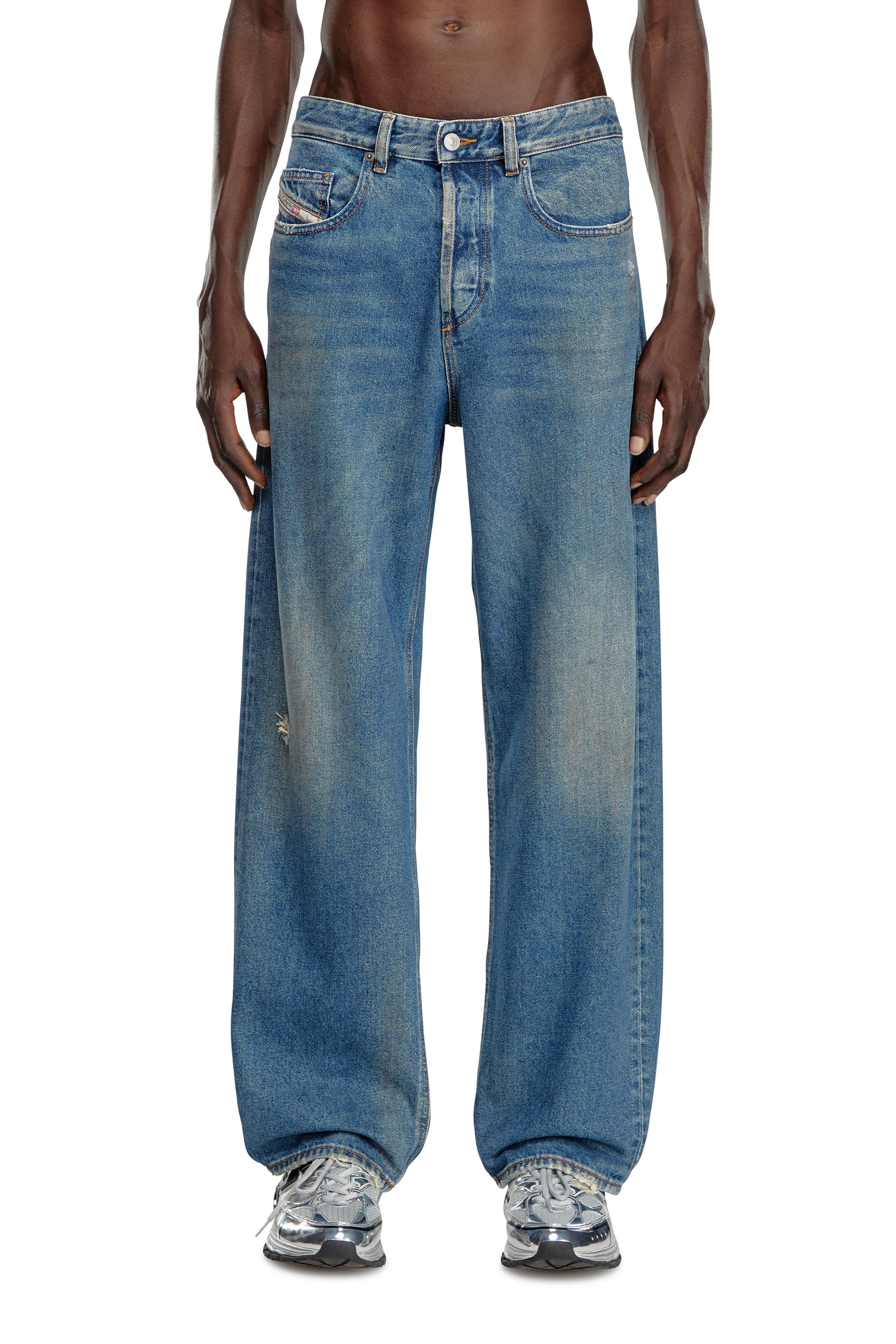 Diesel - Straight Jeans 2001 D-Macro 09J79, Hombre Straight Jeans - 2001 D-Macro in Azul marino - Image 2
