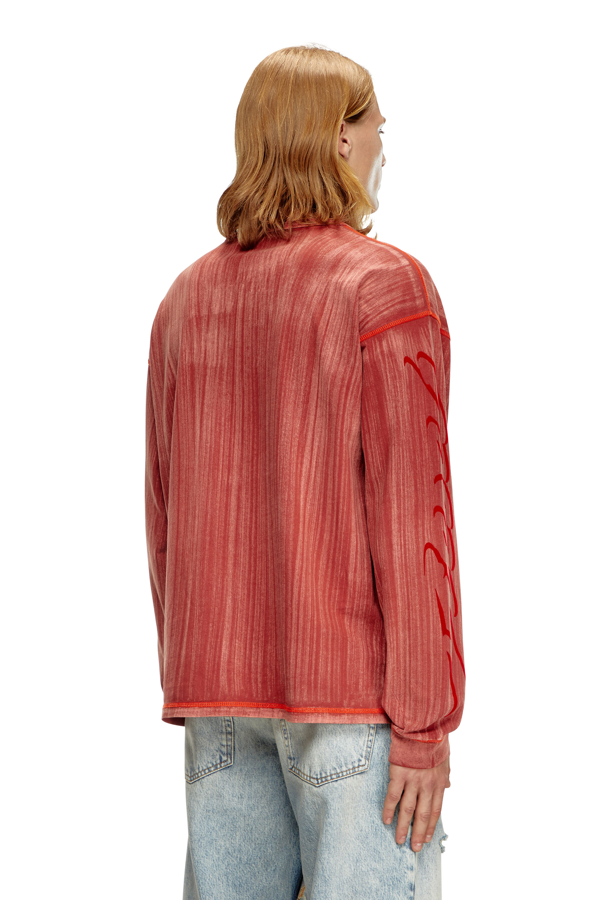 Diesel - T-BOXT-LS-Q2, Hombre Camiseta de manga larga con desteñido a pinceladas in Rojo - Image 2