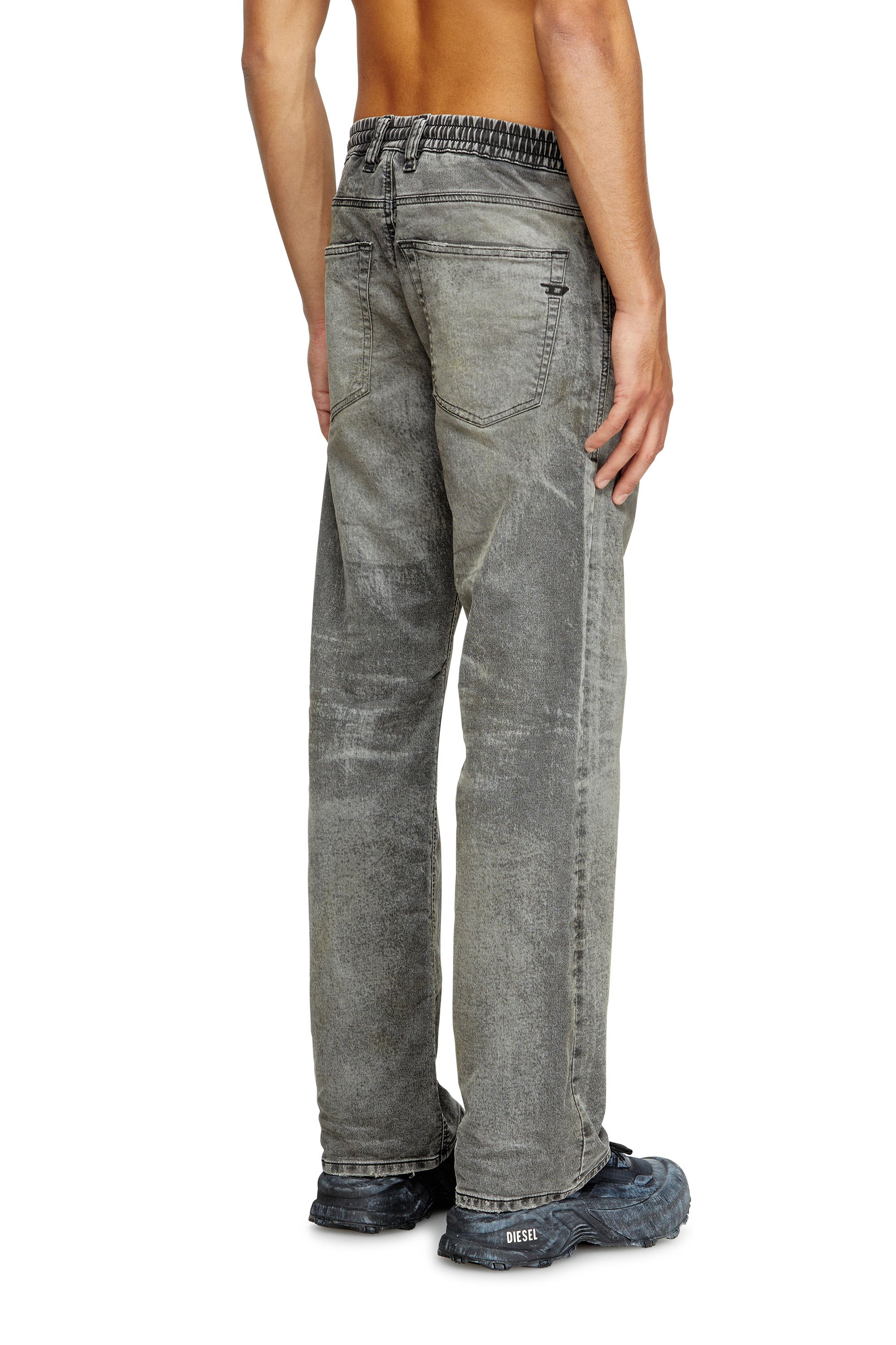Diesel - Man's Relaxed 2080 D-Reel Joggjeans® 09M35, Black/Dark grey - 4