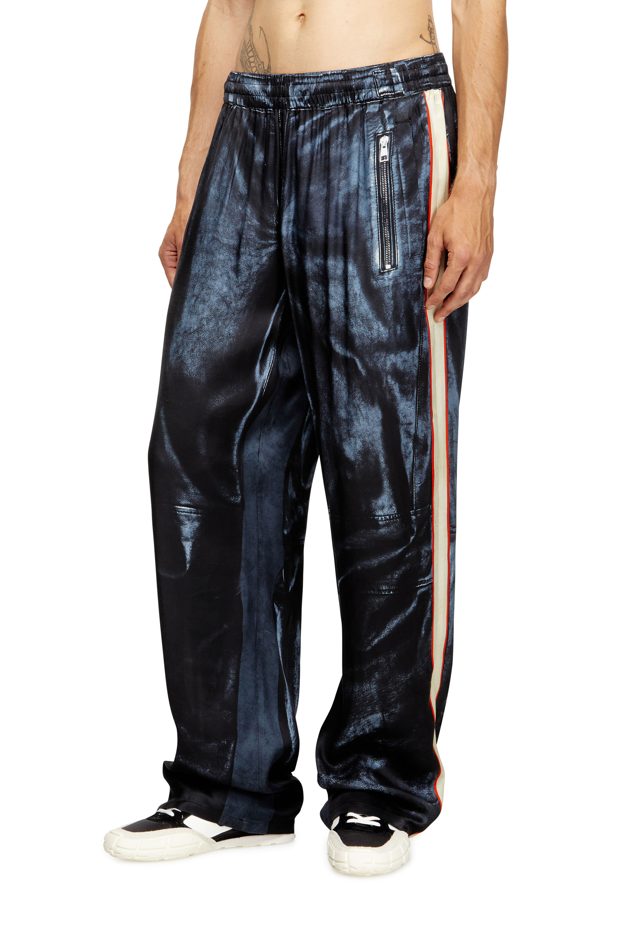 Diesel - P-THECKS-NMAN, Pantalones de viscosa con estampado biker Hombre in ToBeDefined - 1