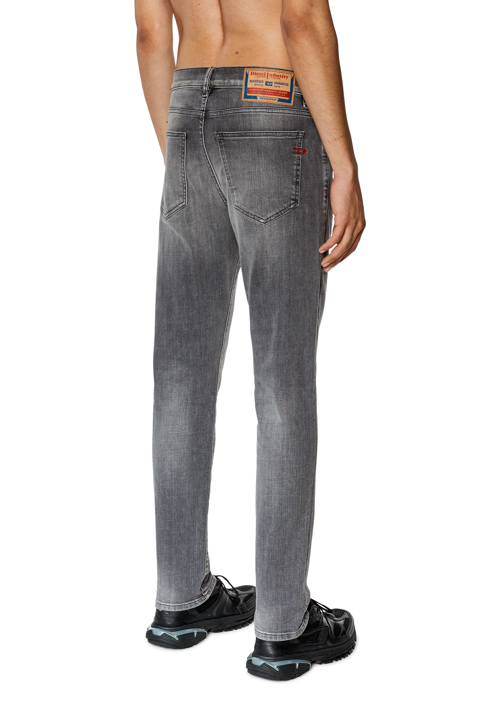 Diesel - Slim Jeans 2019 D-Strukt 09F91, Gris - Image 4