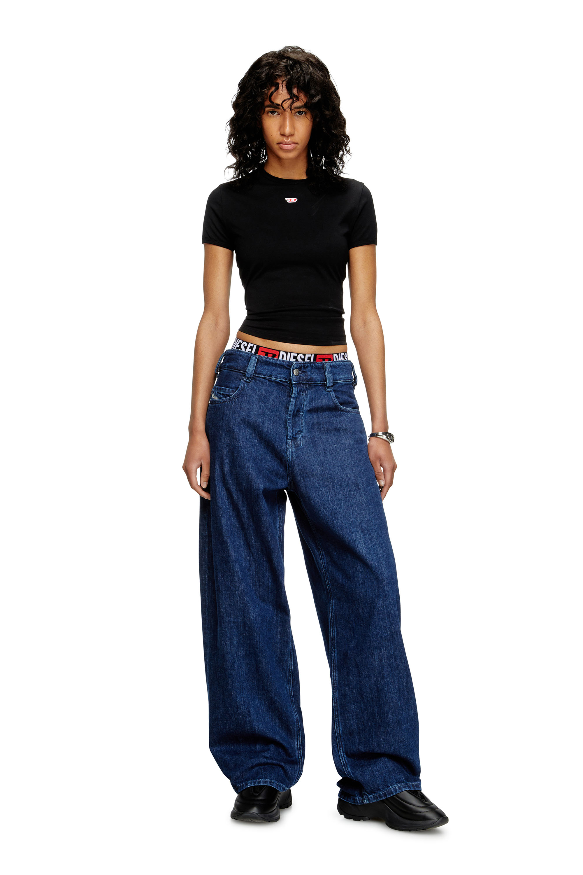 デニム・ジーパン DIESEL Woman Jeans Blue A0692509L46 1 D-Ark 0LICI Woman: Straight Medium blue Jeans | Diesel