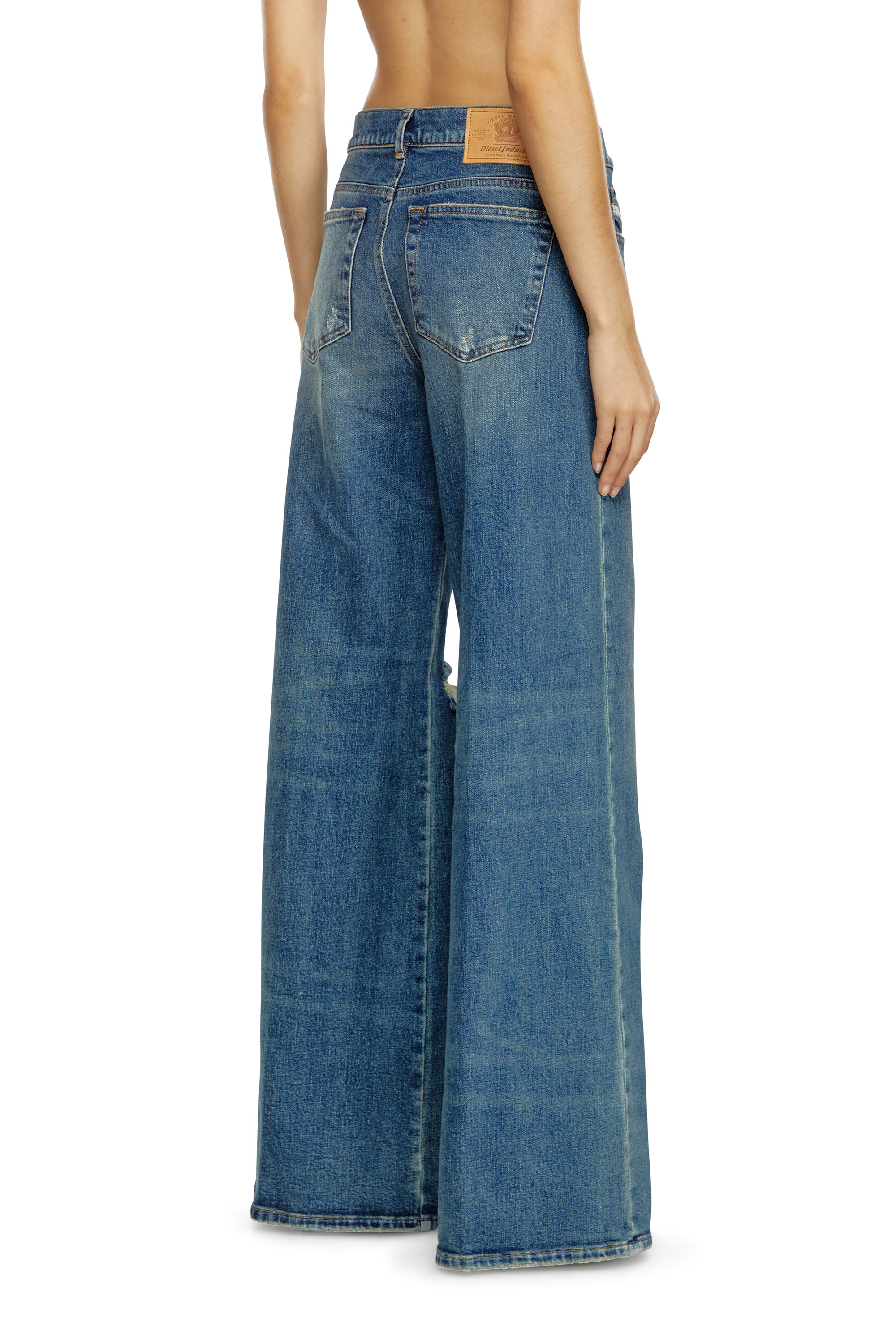 Diesel - Flare Jeans 1978 D-Akemi 007M5 Mujer, Azul medio - 4