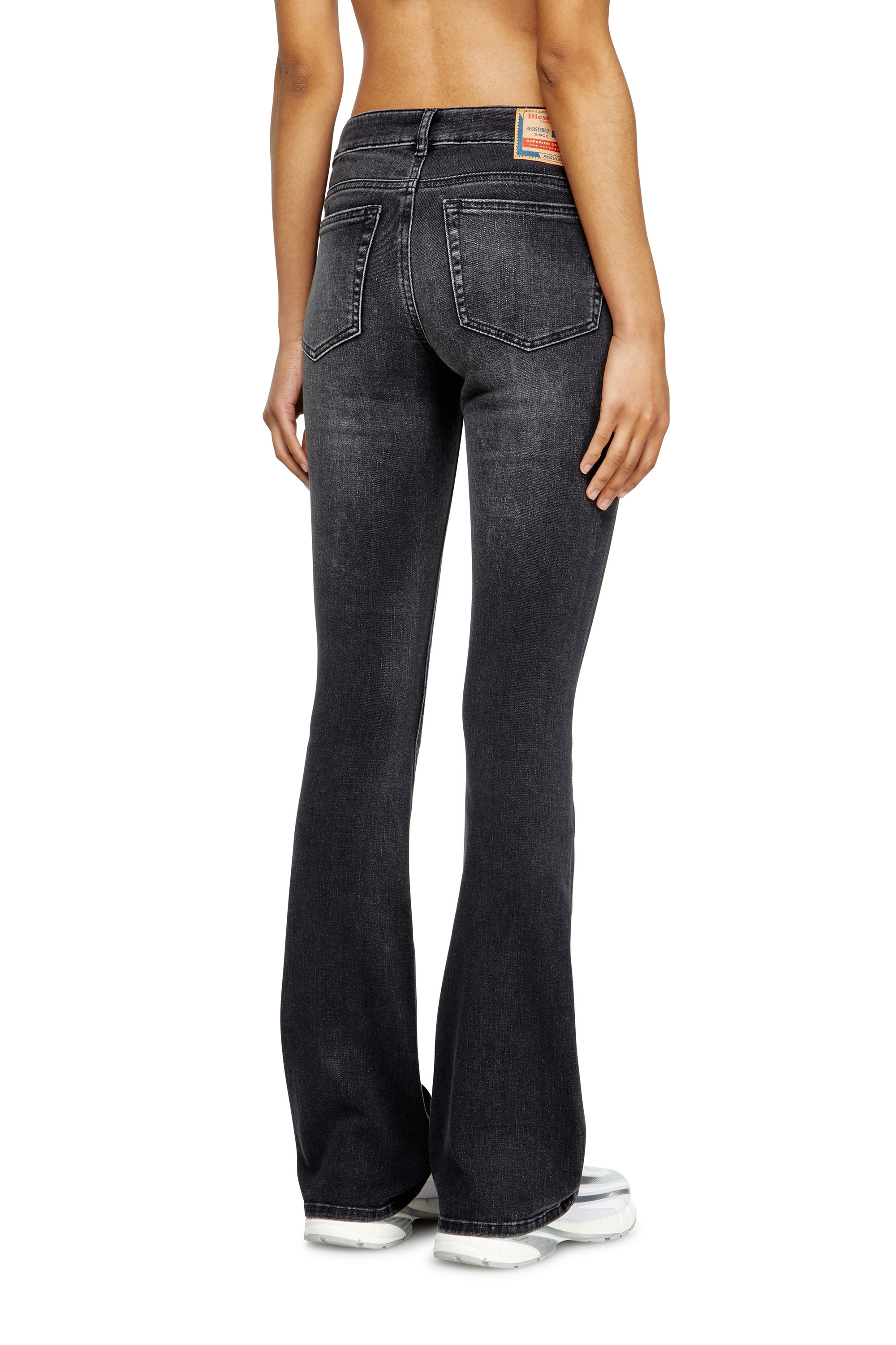 Diesel - Bootcut Jeans 1969 D-Ebbey 0DBDN Mujer, Negro/Gris oscuro - 4