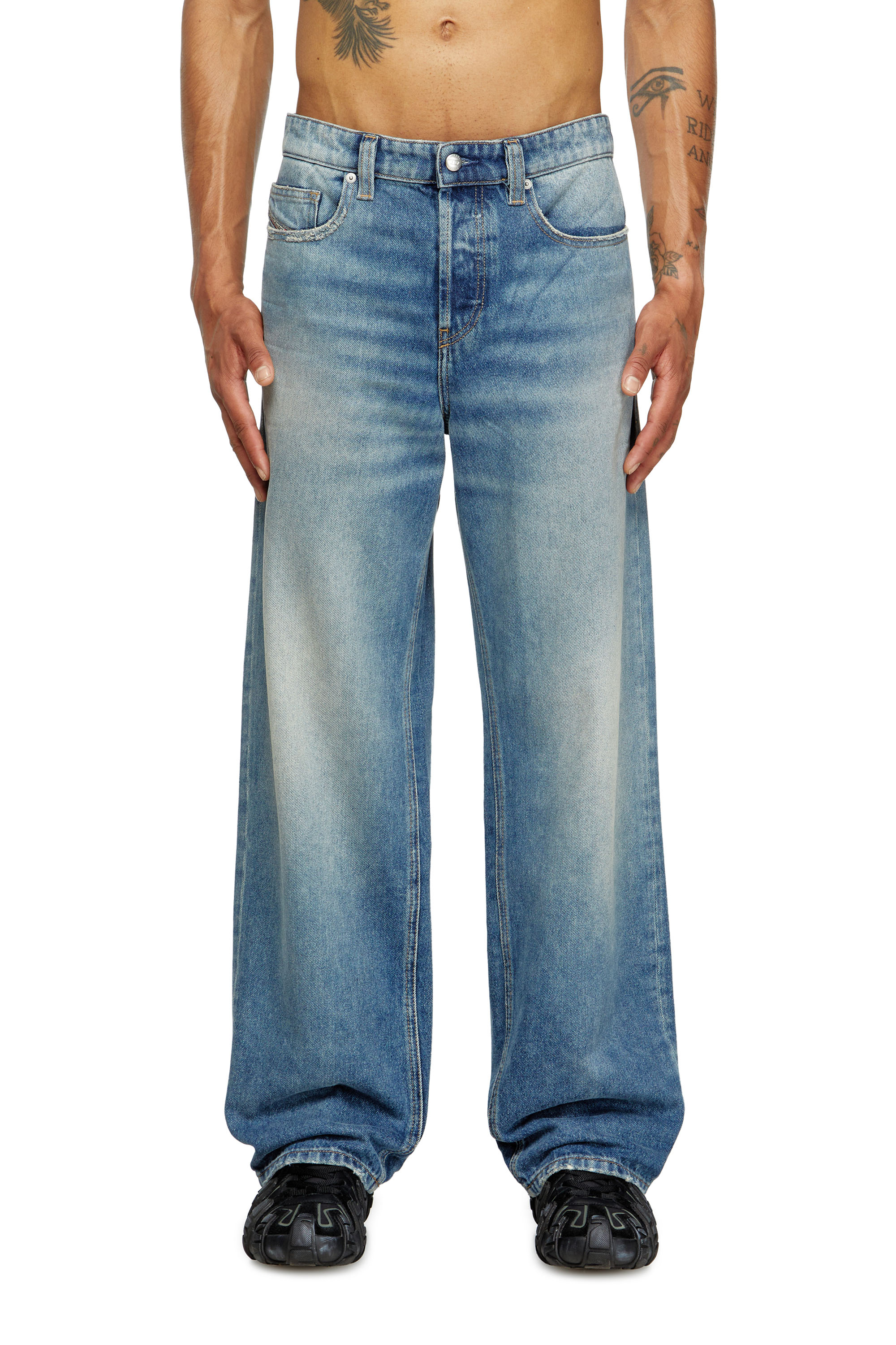 Diesel - Relaxed Jeans 2001 D-Macro 0DBEB Hombre, Azul medio - 1