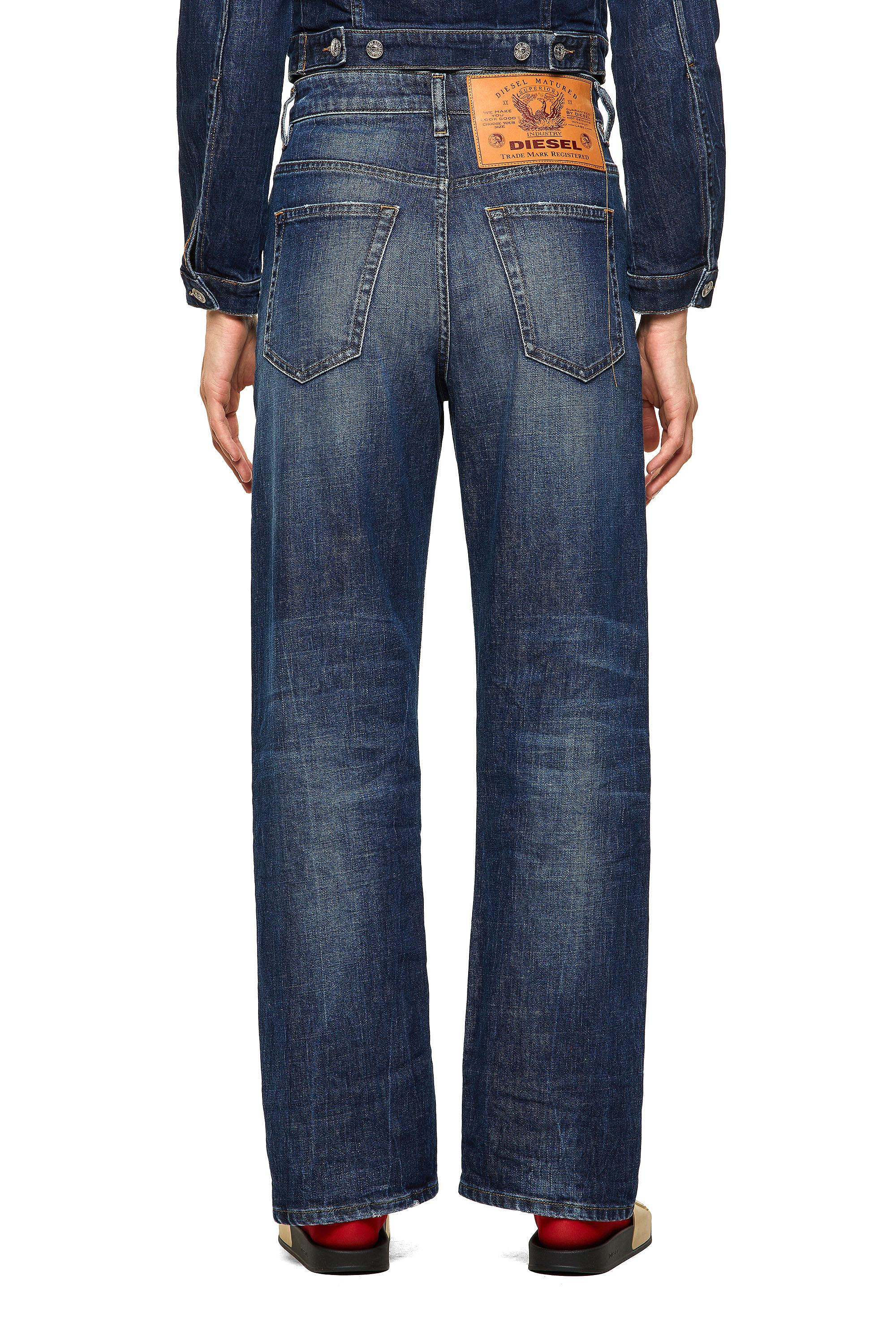 Diesel - D-Reggy 09A06 Straight Jeans, Azul Oscuro - Image 2