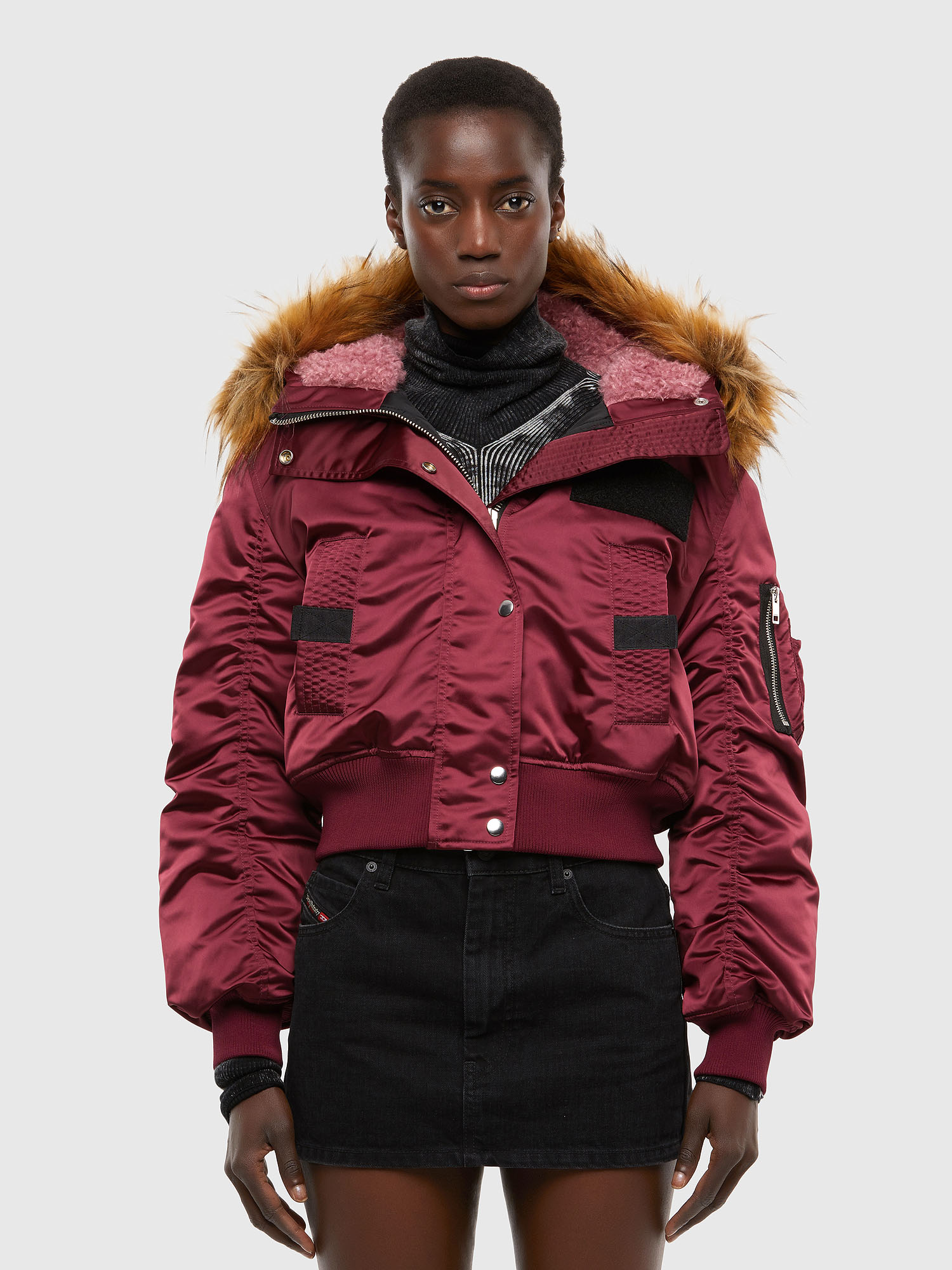 W-SAMOEI Woman: Bomber jacket with faux fur-trimmed hood | Diesel