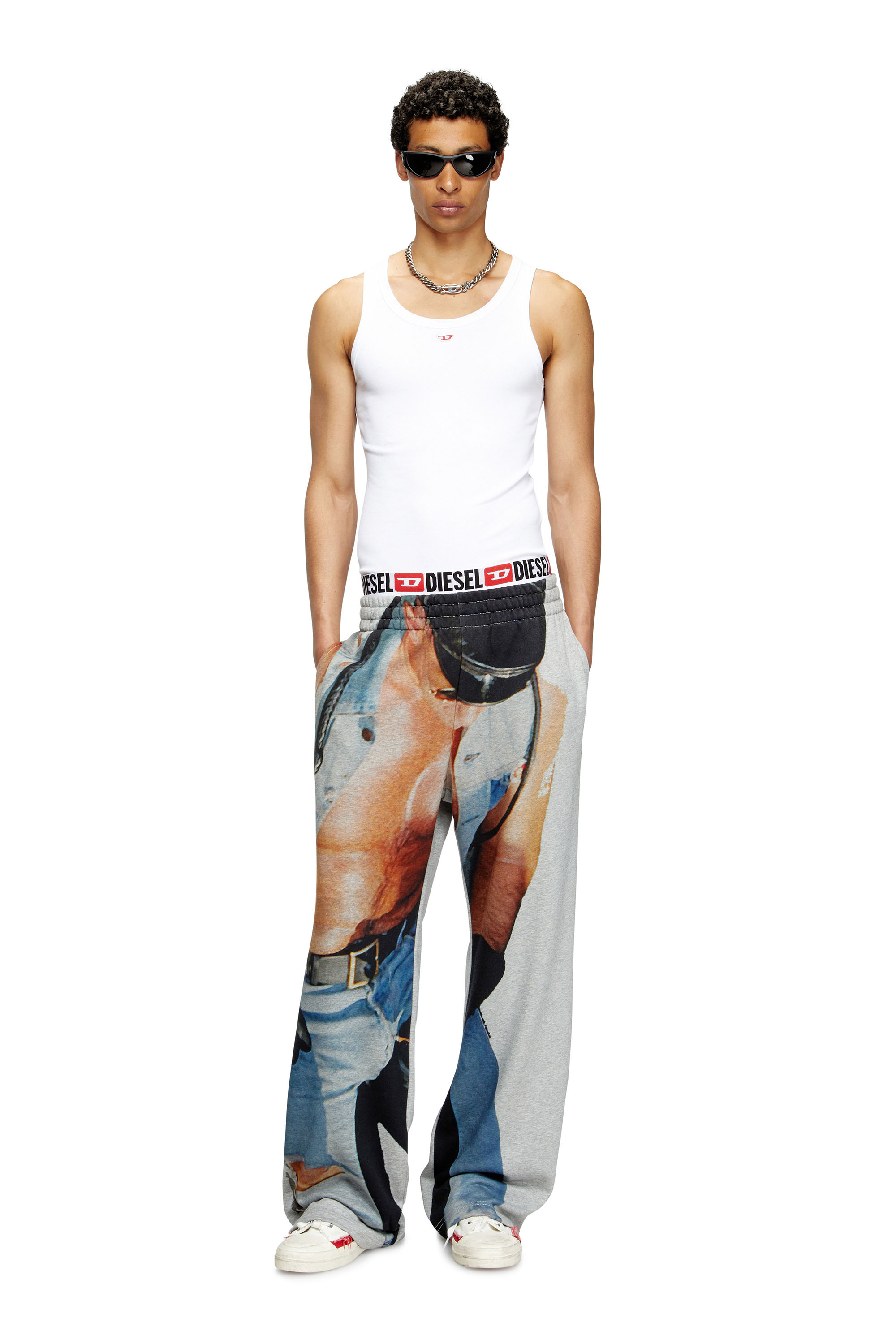 Diesel - PR-P-MARTAINS-TOM25, Pantalones deportivos con estampado gráfico Unisex in Gris - 3