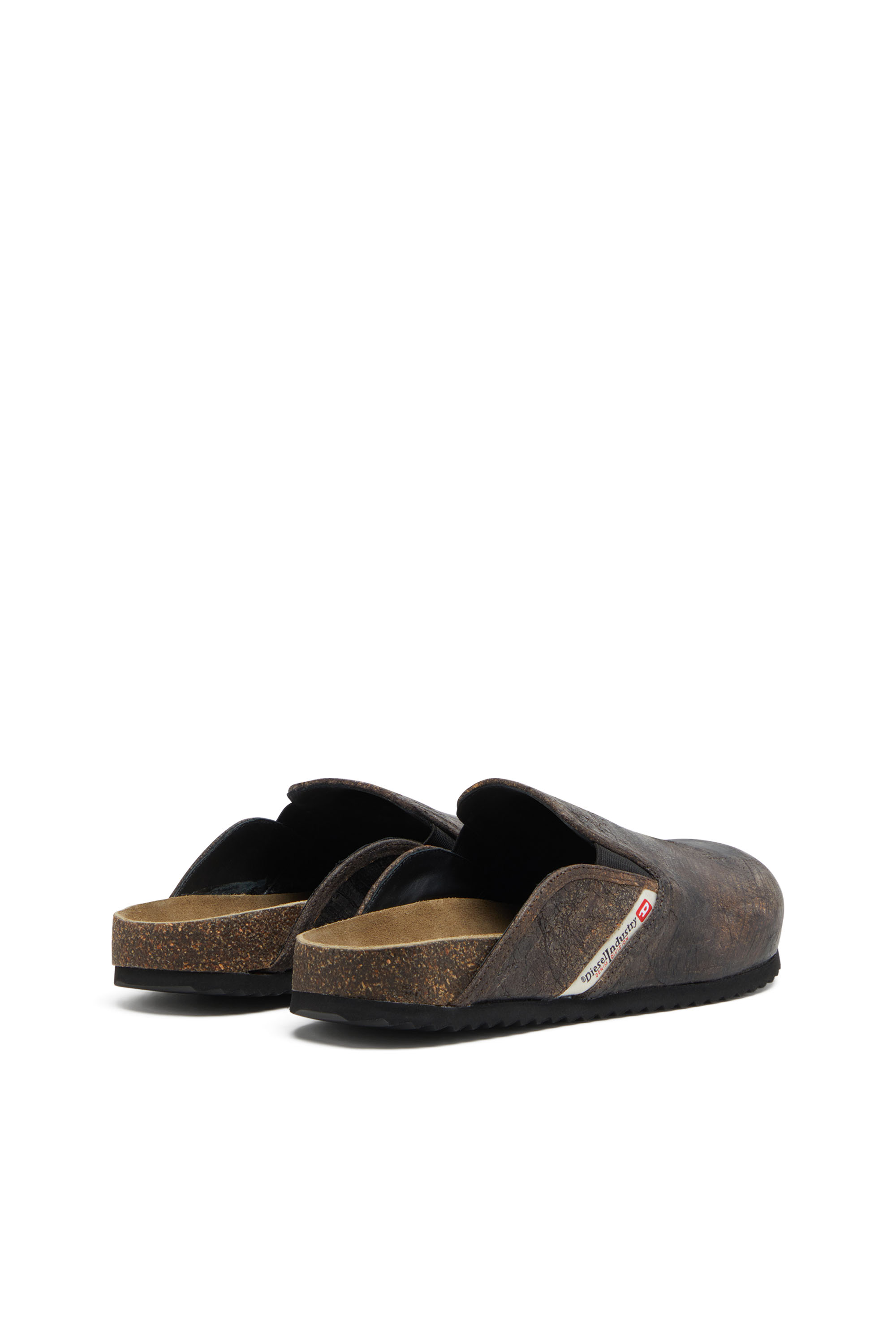 Diesel - D-WOODSTOCK SLIP-ON, Man's D-Woodstock-Clogs in crackle-effect suede in Brown - 4