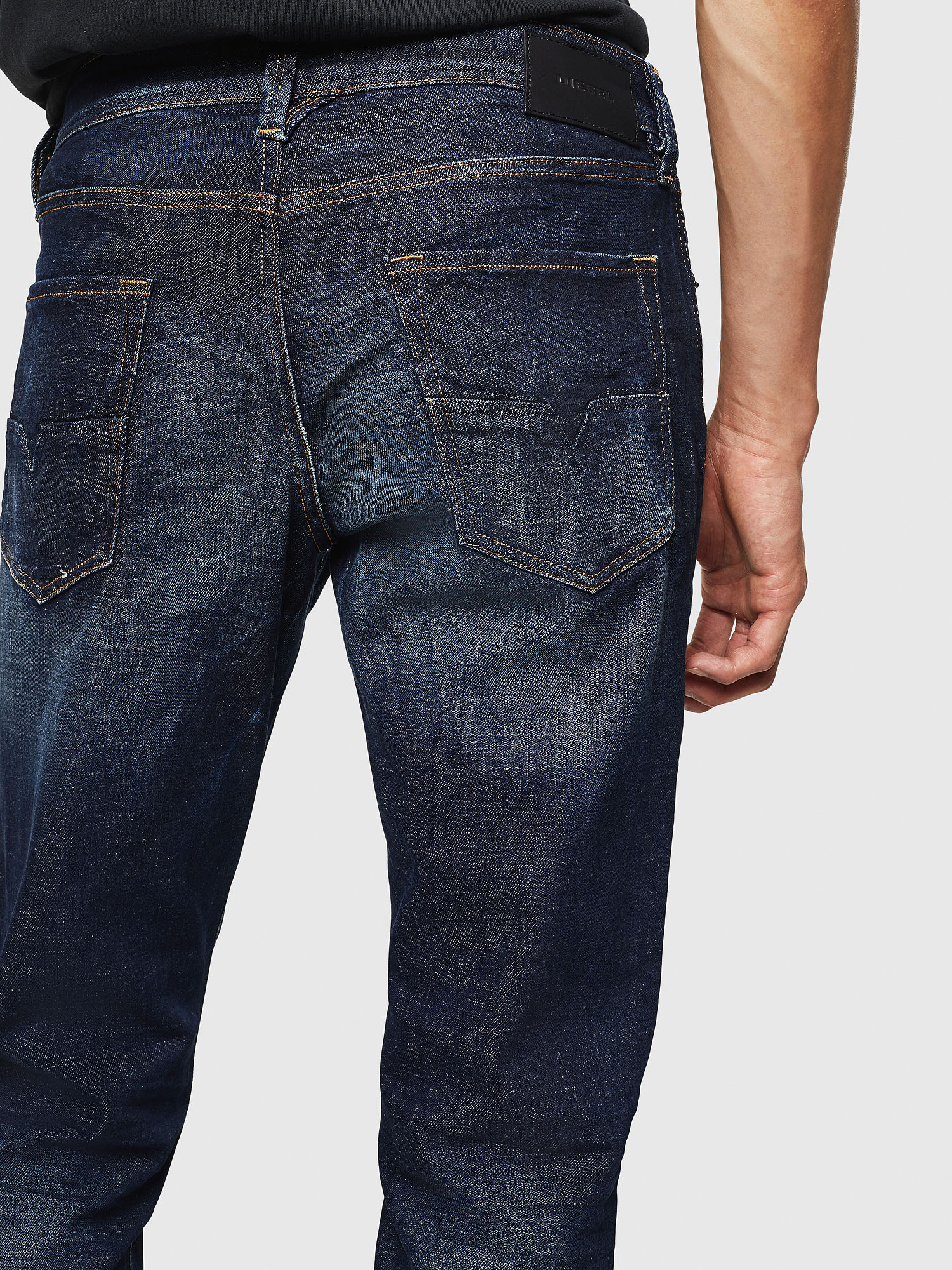 Ret Smelte koks LARKEE-BEEX 087AT Men: Tapered Dark blue Jeans | Diesel