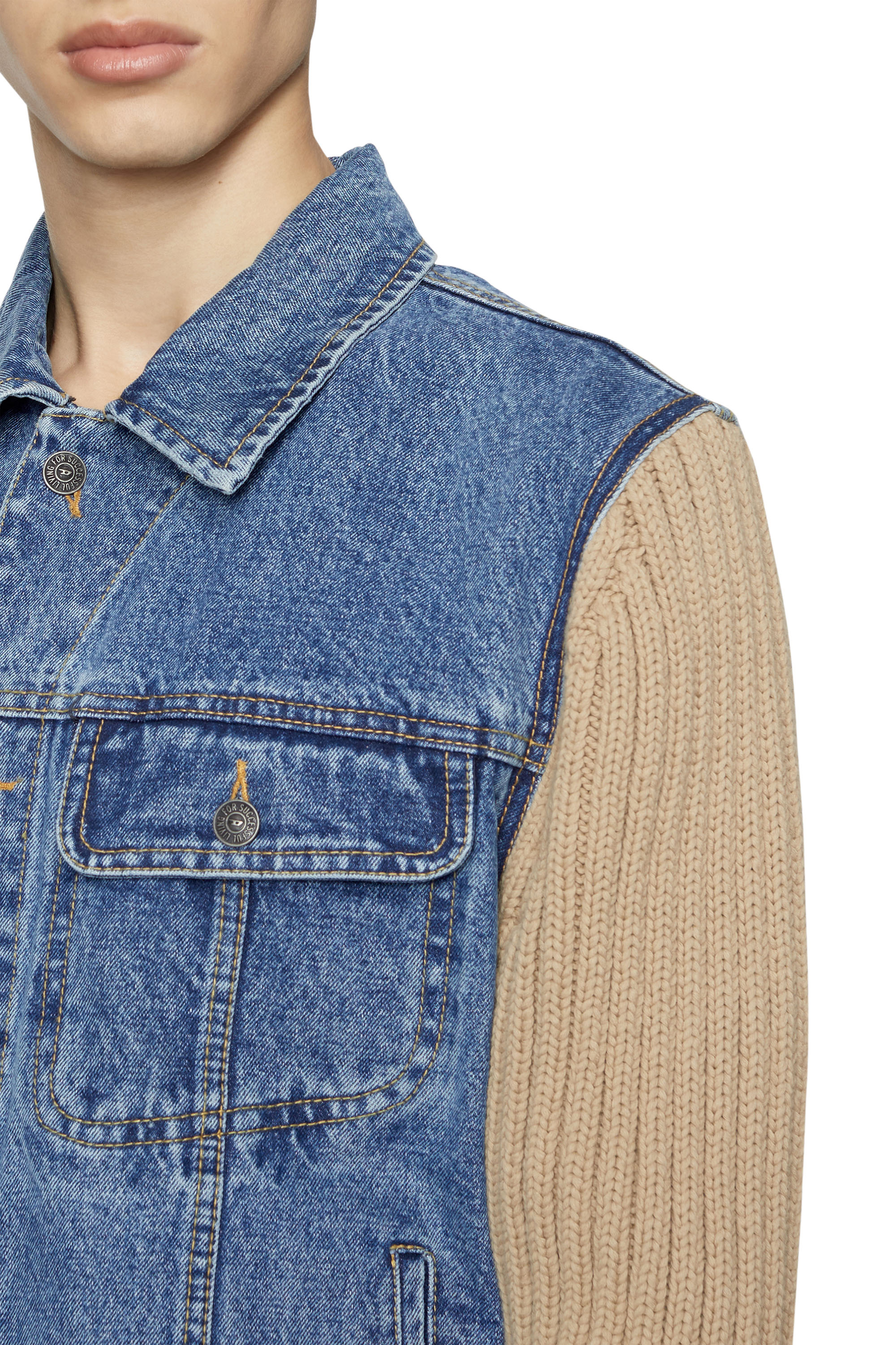 K-LAYTON W Man: Knit and denim trucker jacket