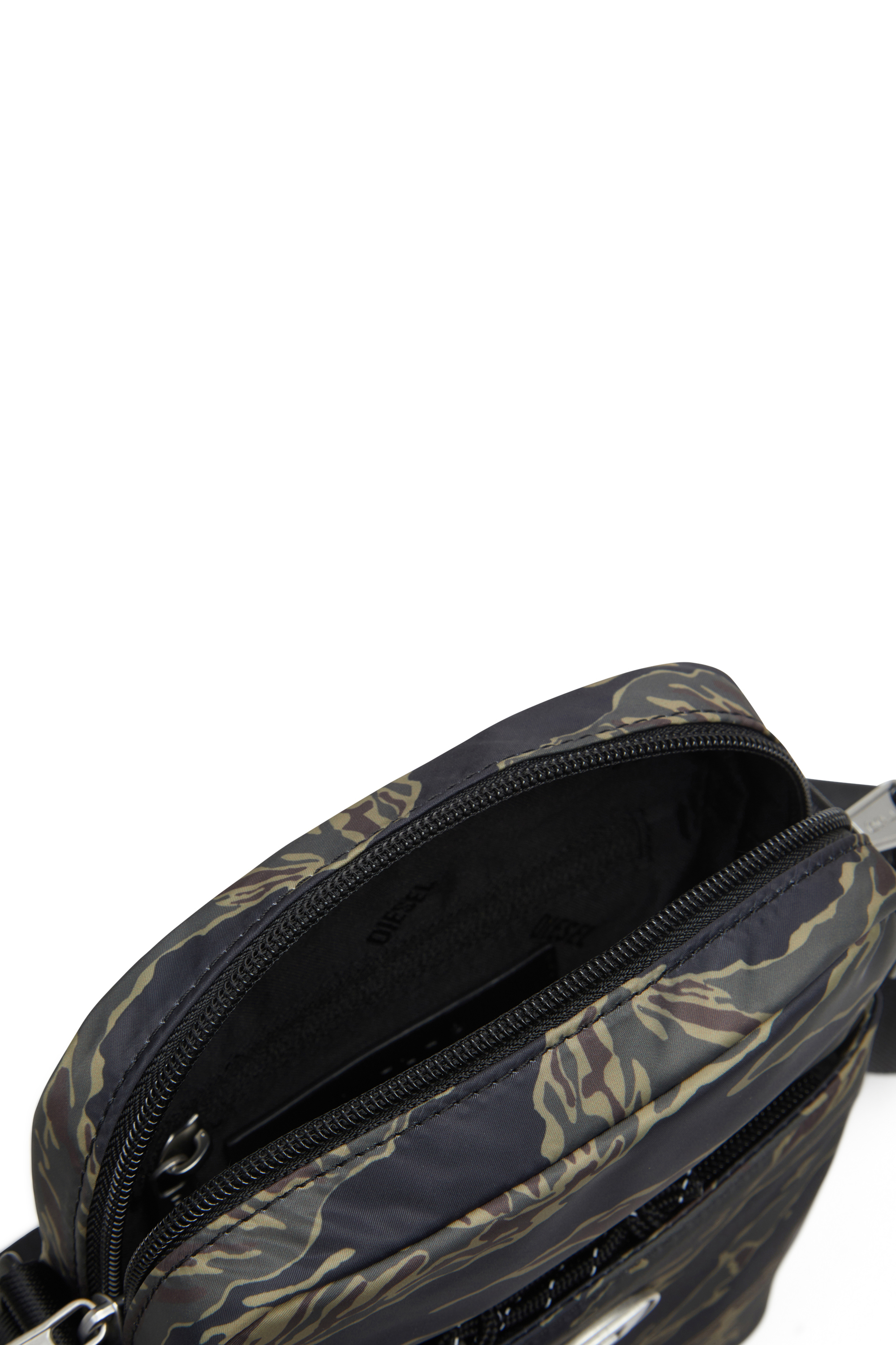 D-PACK CROSSBODY X, Negro/Marrón