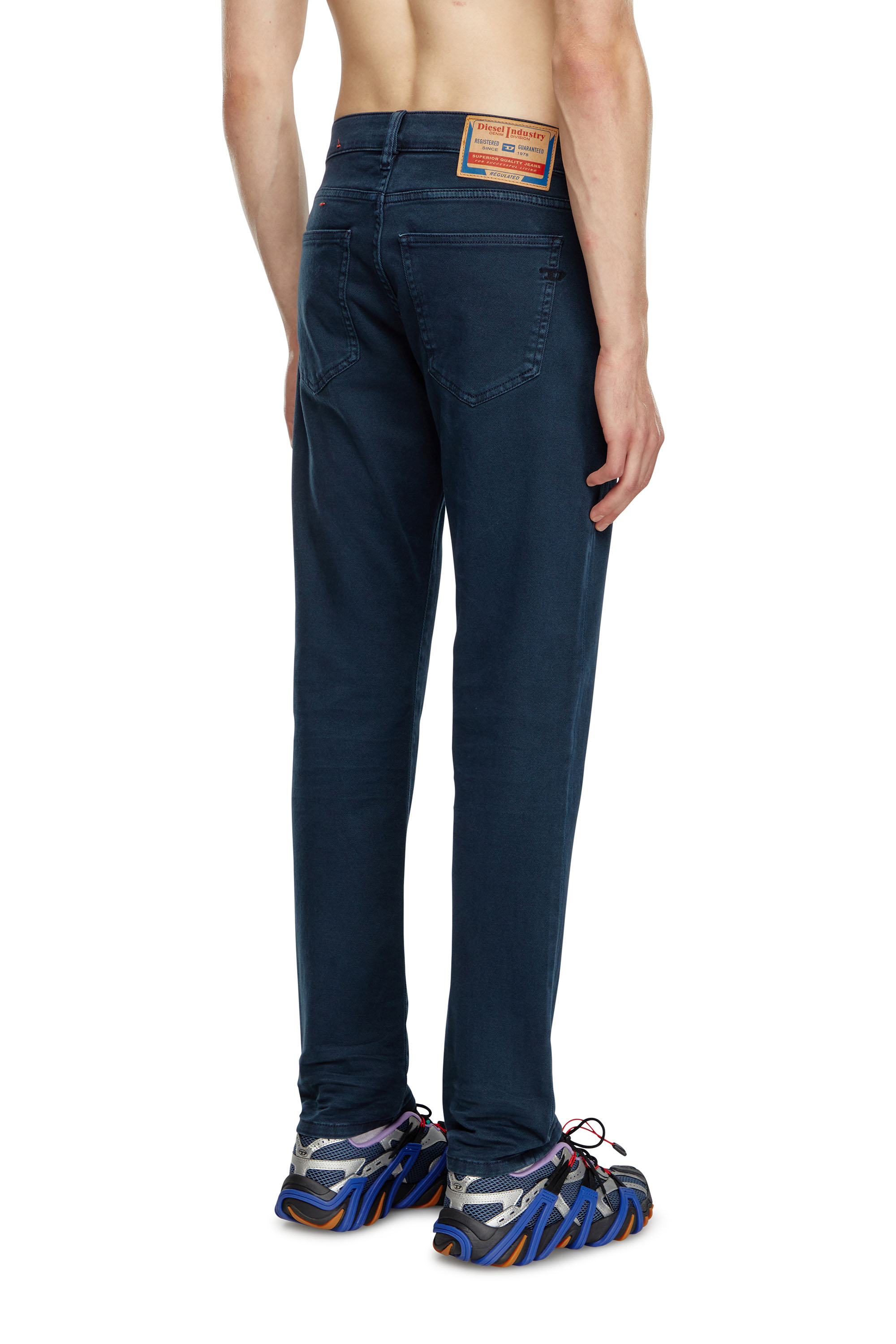 Diesel - Slim Jeans 2019 D-Strukt 0QWTY, Hombre Slim Jeans - 2019 D-Strukt in Azul marino - Image 4