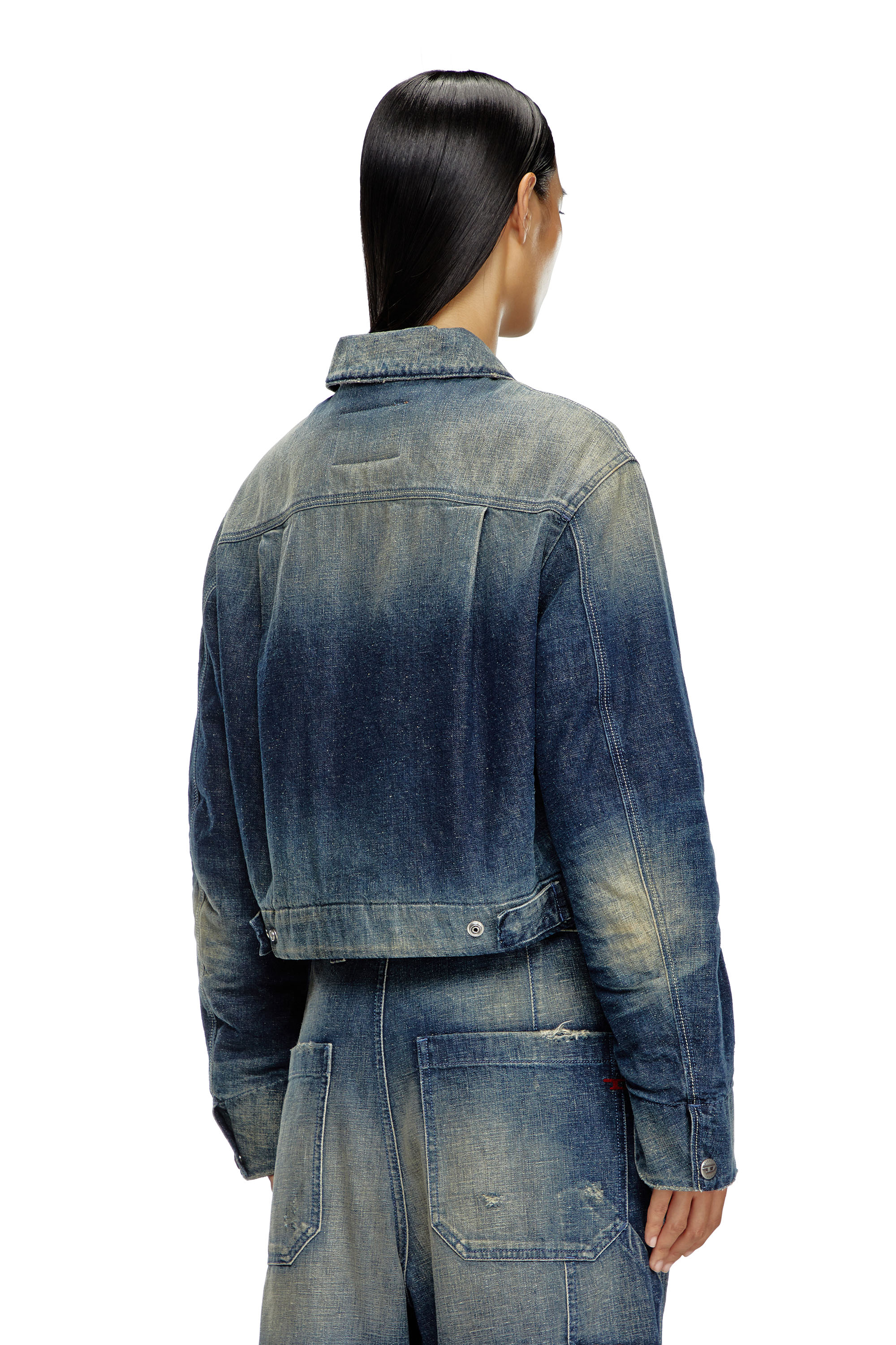 Diesel - DE-NOVA, Chaqueta acolchada en denim de estilo utility Mujer in Azul marino - 4