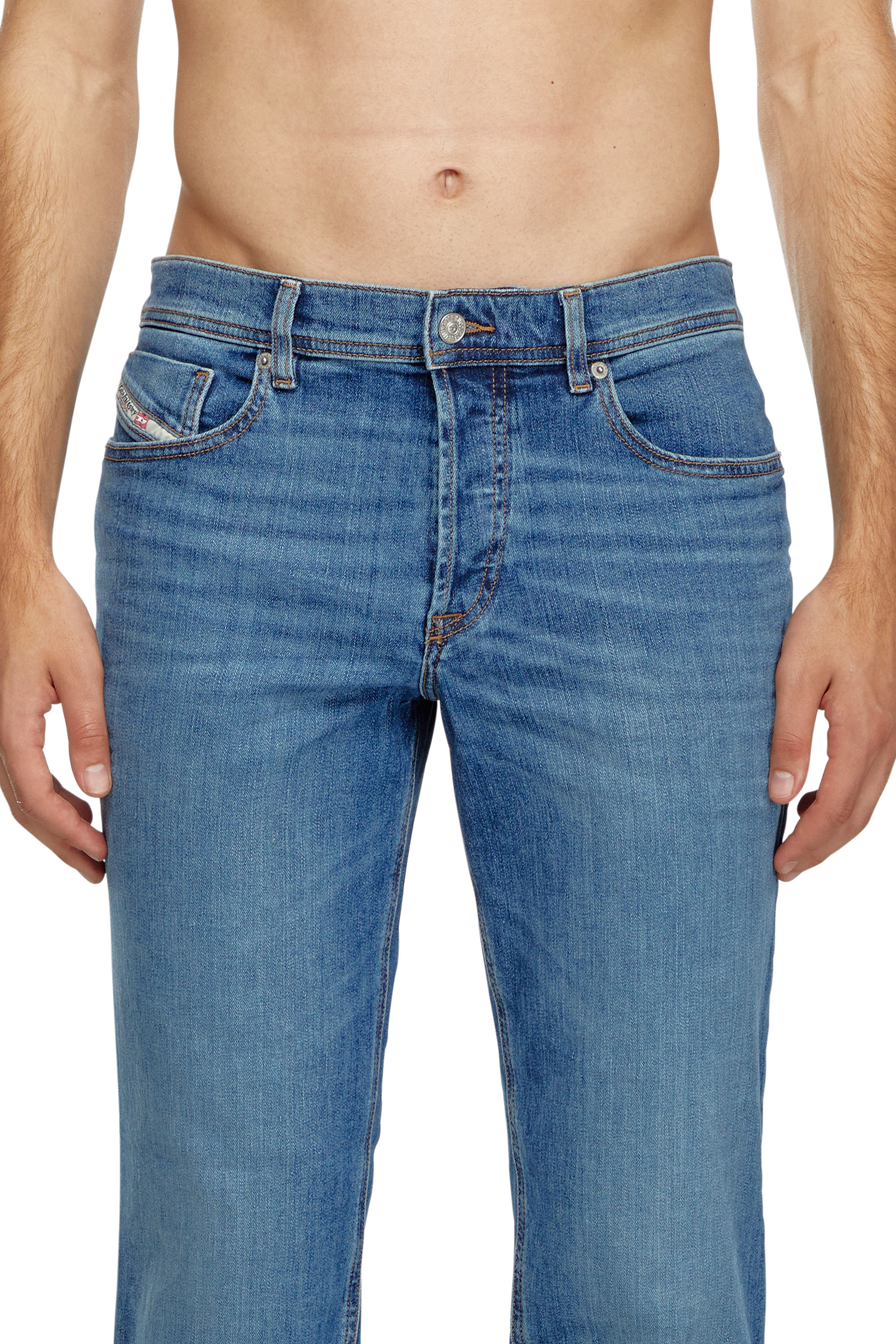 Diesel - Regular Jeans 2023 D-Finitive 0KIAL Hombre, Azul Claro - 4